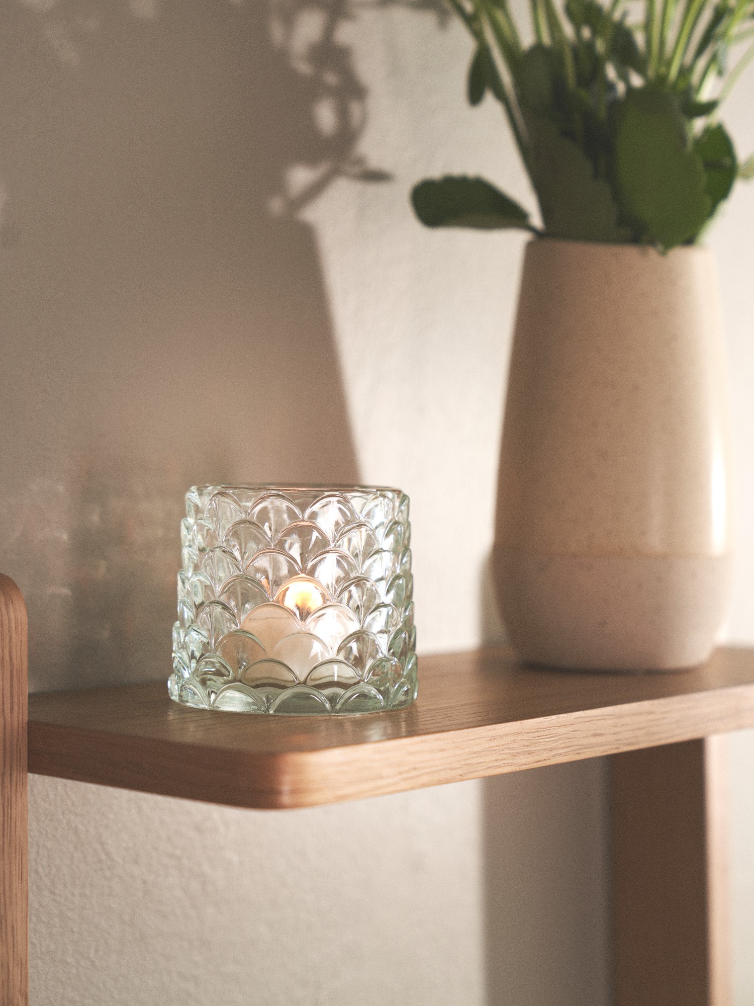 Tealight holder