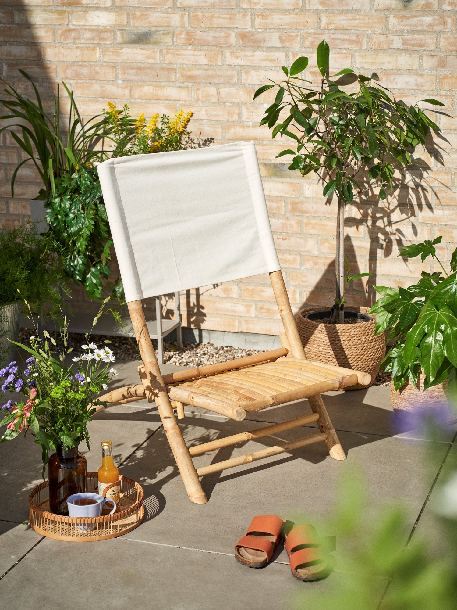 Lounge chair