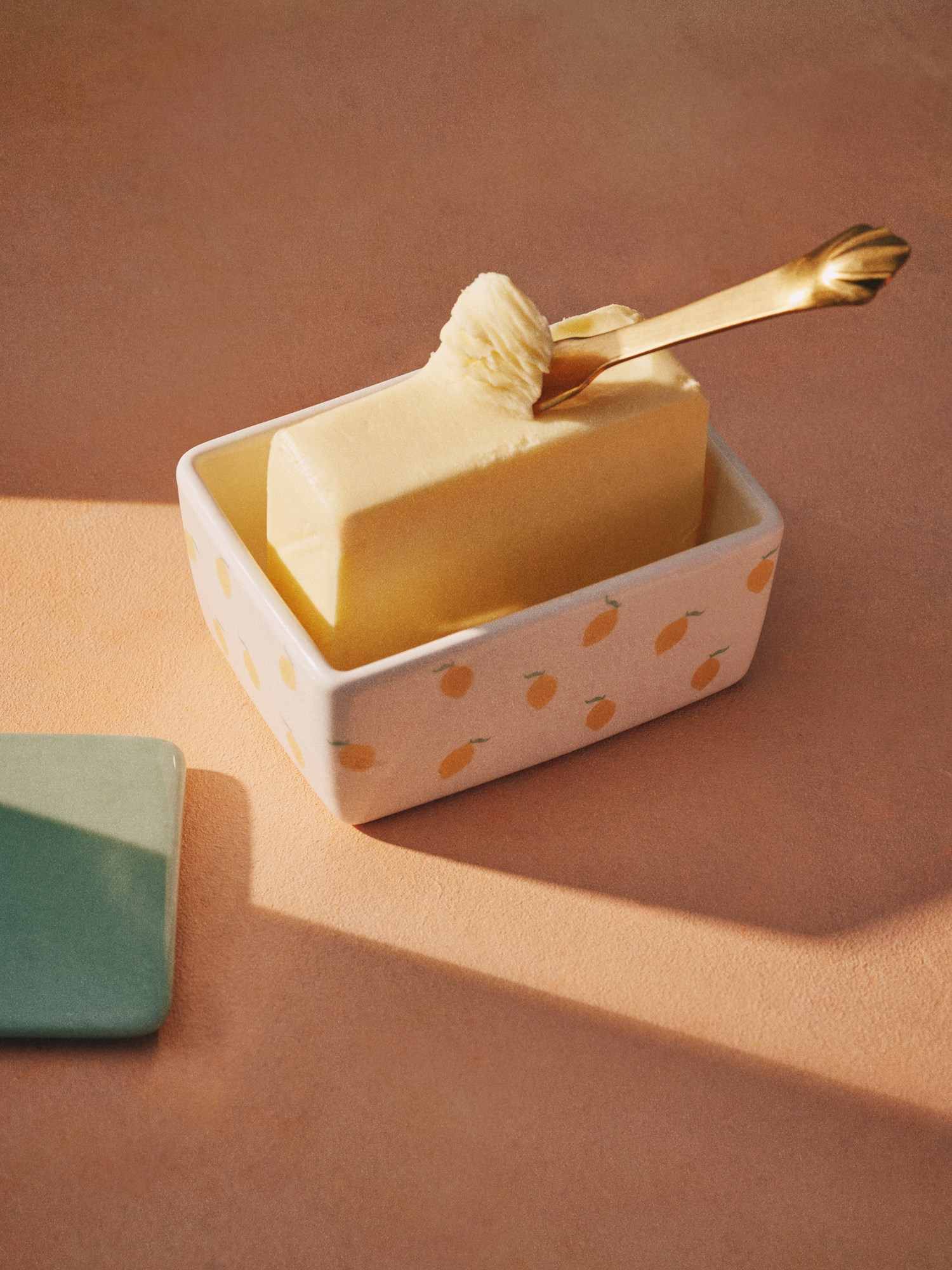 Butter dish