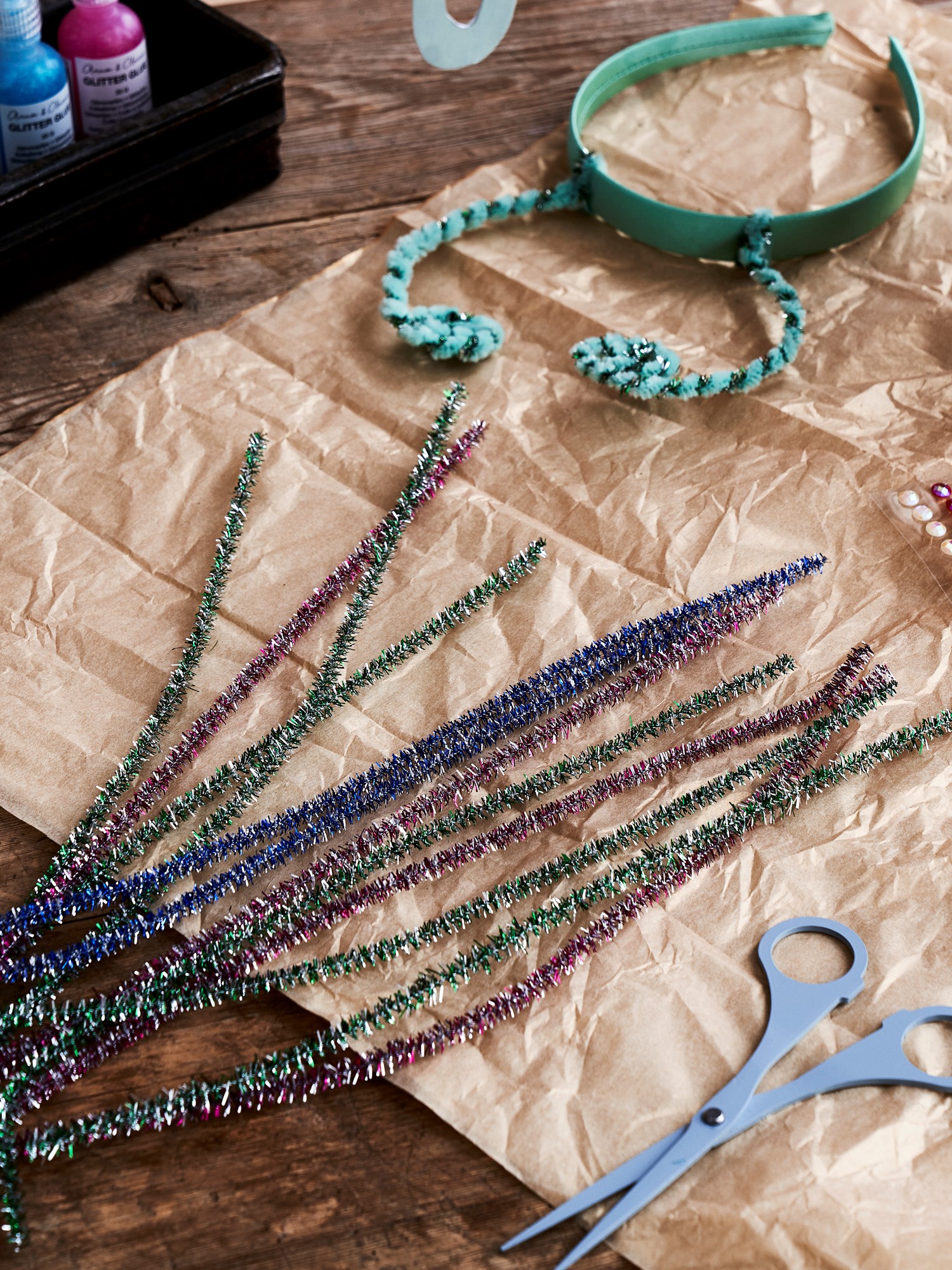 Metallic pipe cleaners
