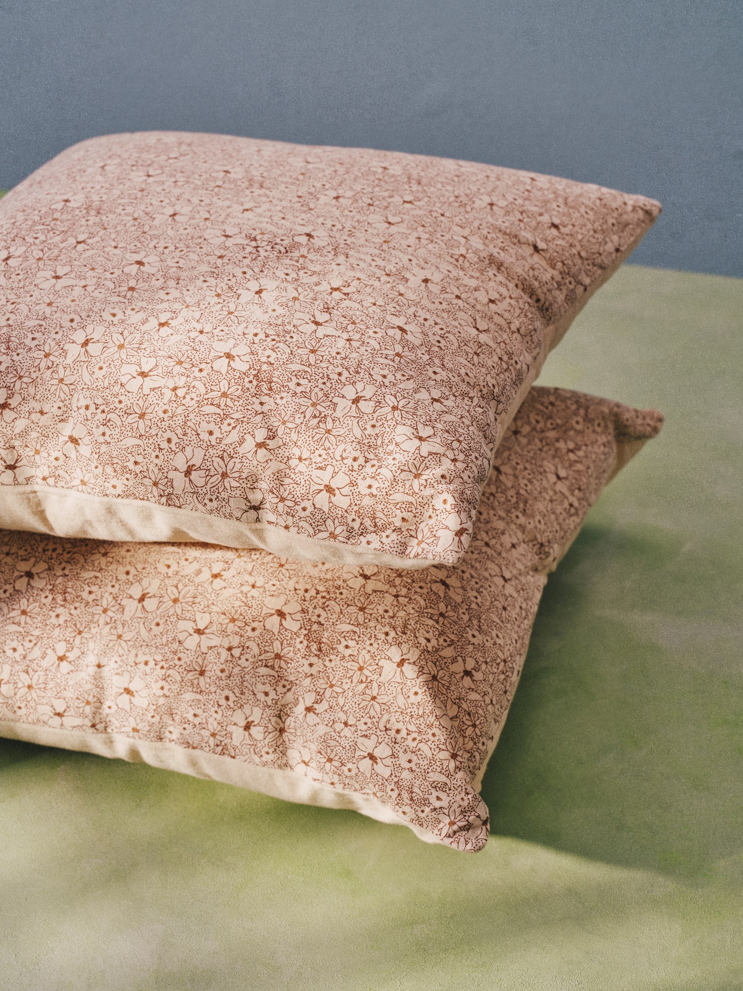 Decorative cushion