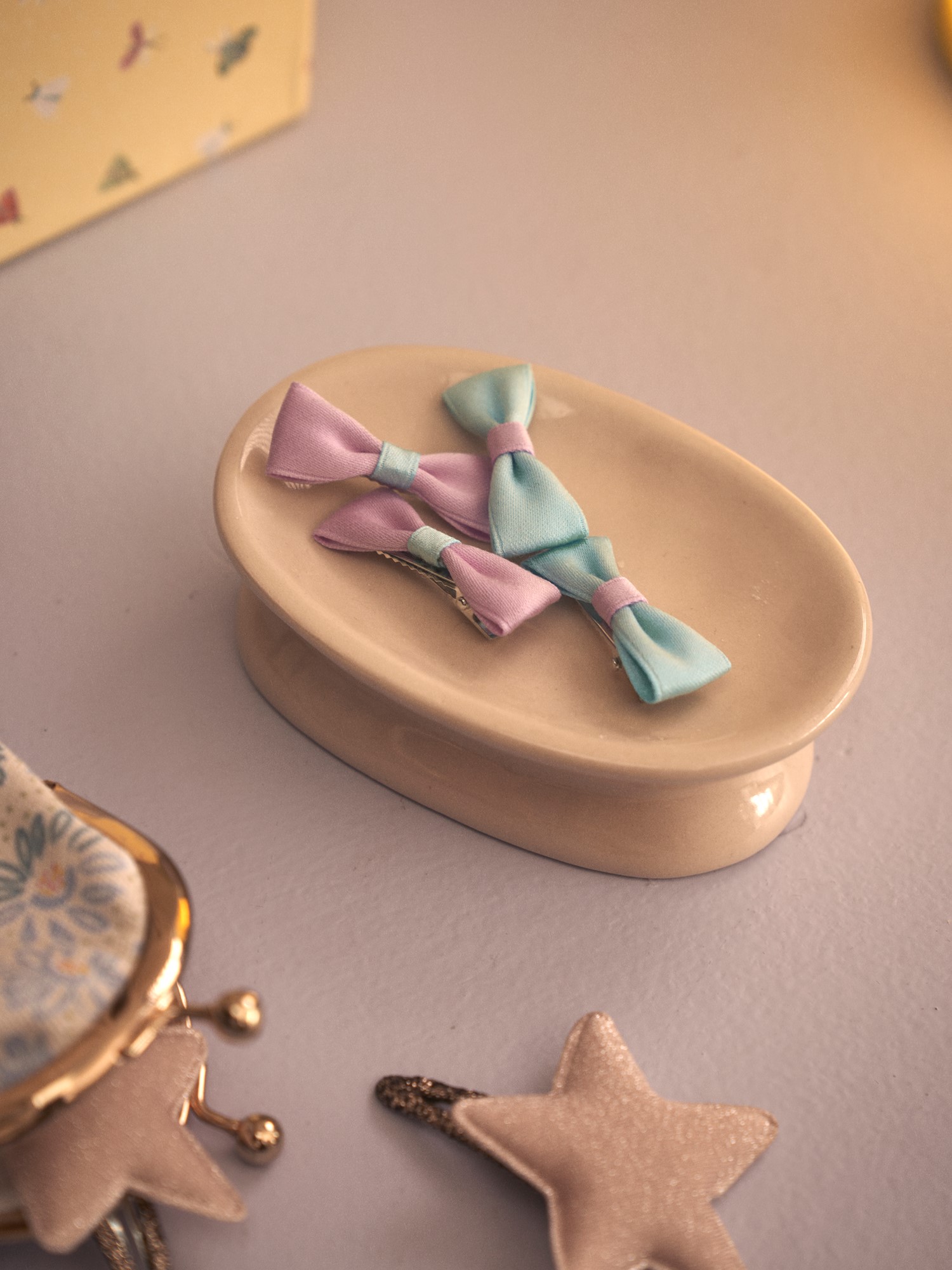 Hair clips