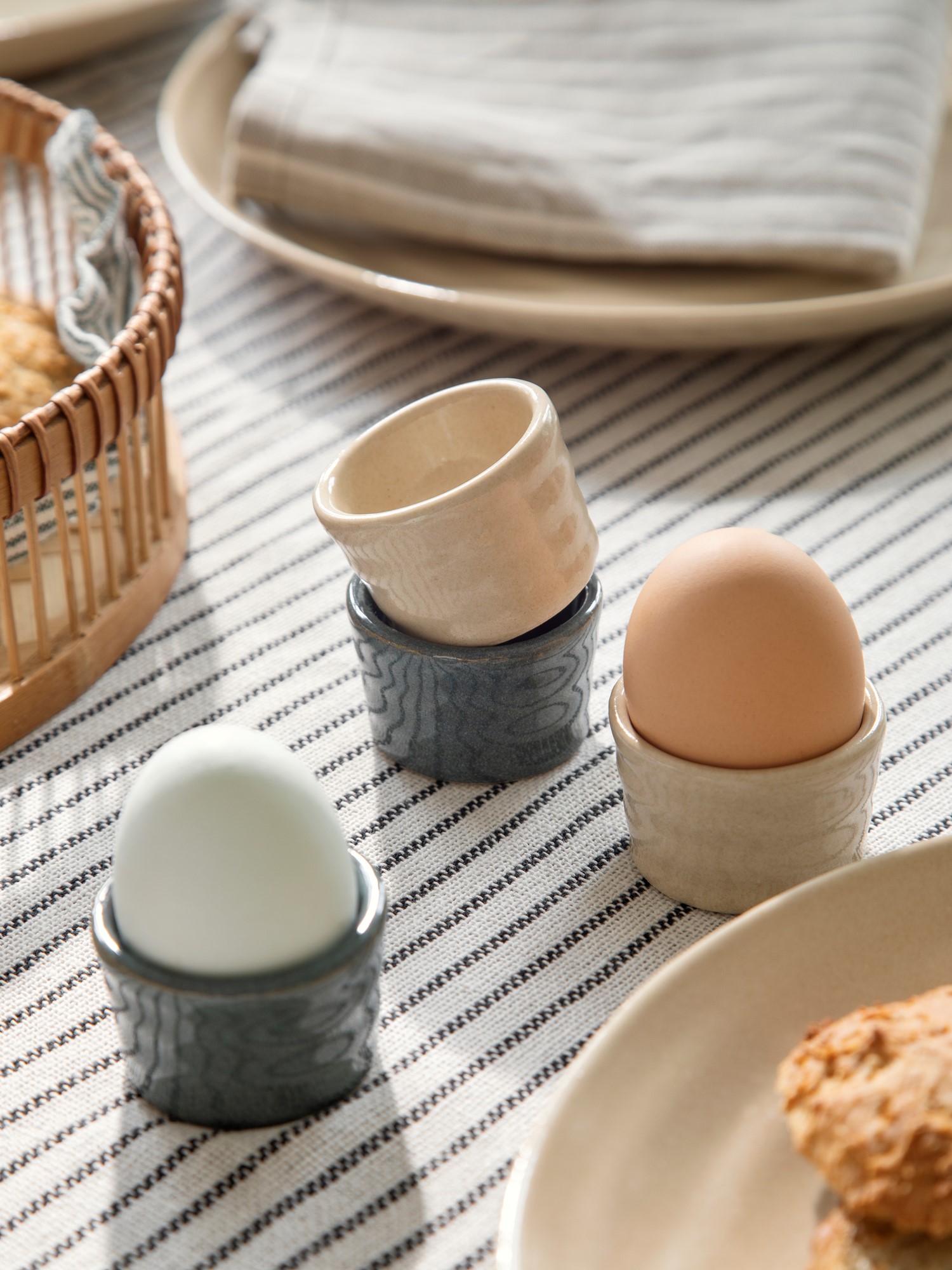 Egg cup