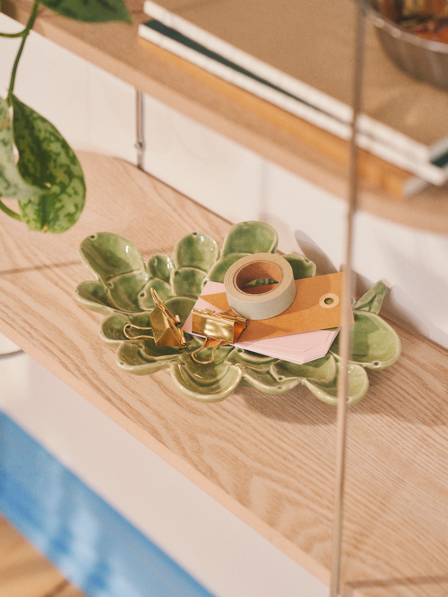 Decorative dish