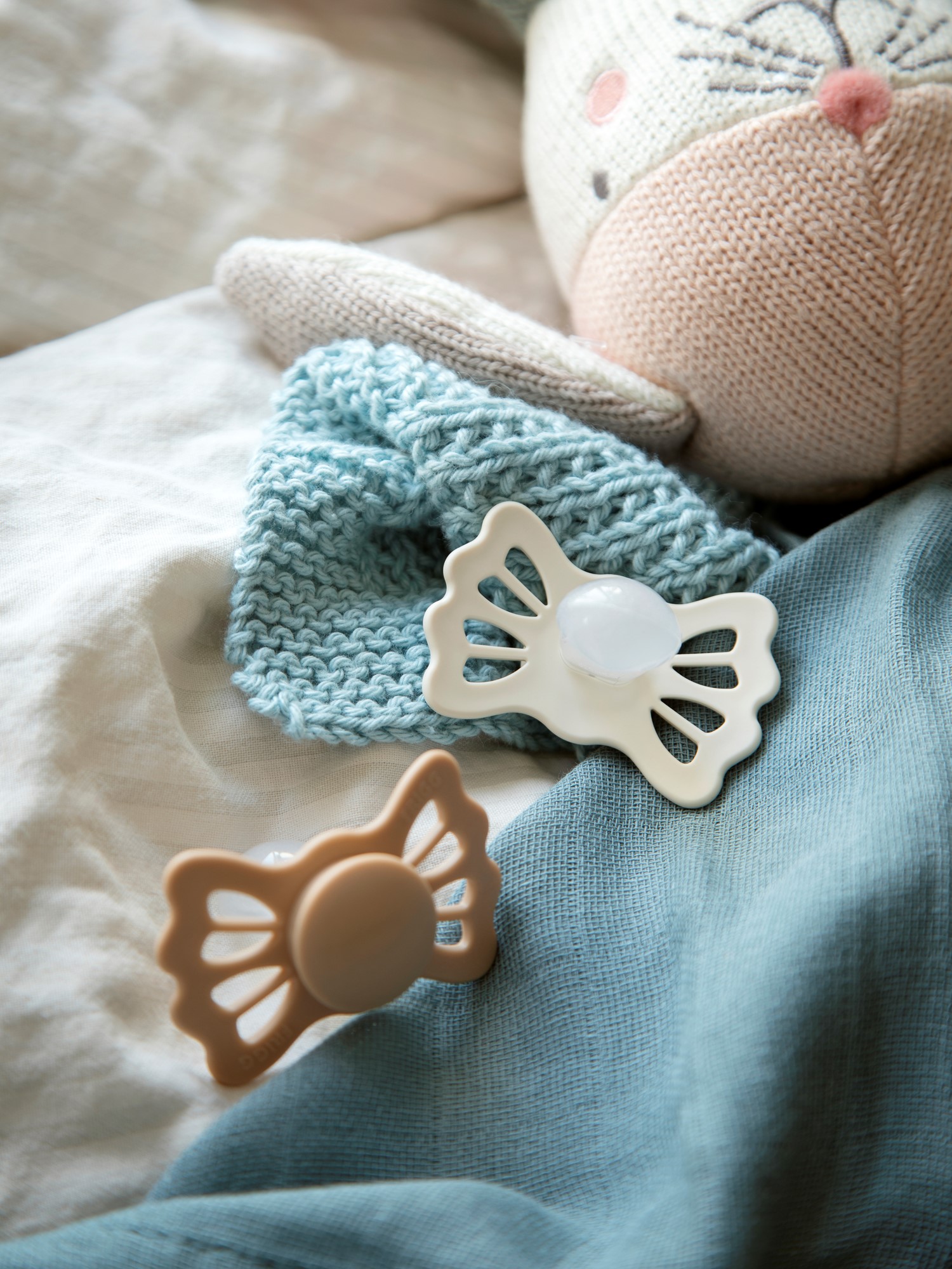 Symmetrical Silicone Pacifiers 2-pack Size 2