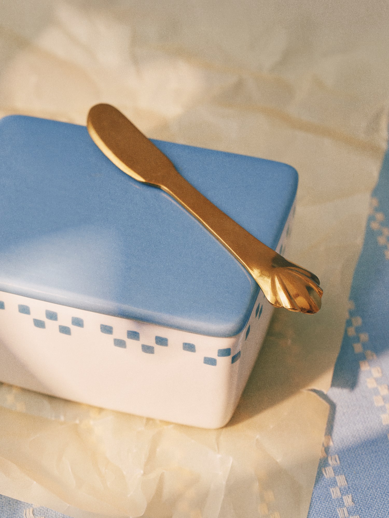 Butter knife
