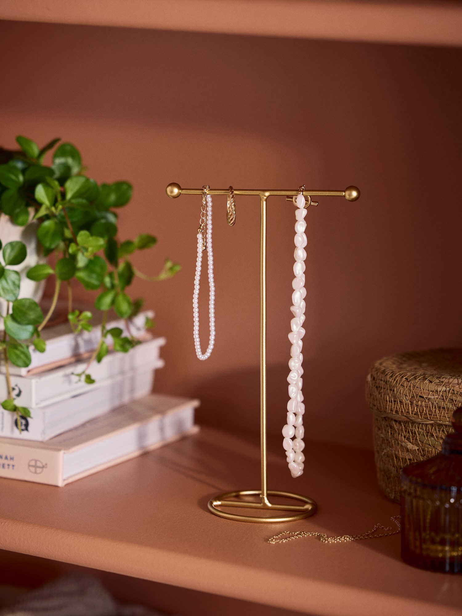 Jewellery stand