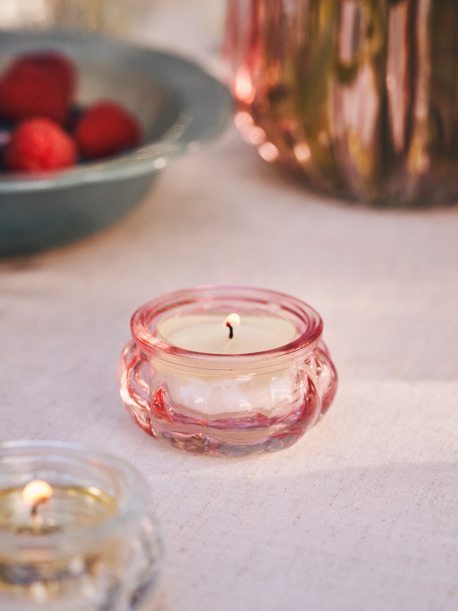 Tealight holder