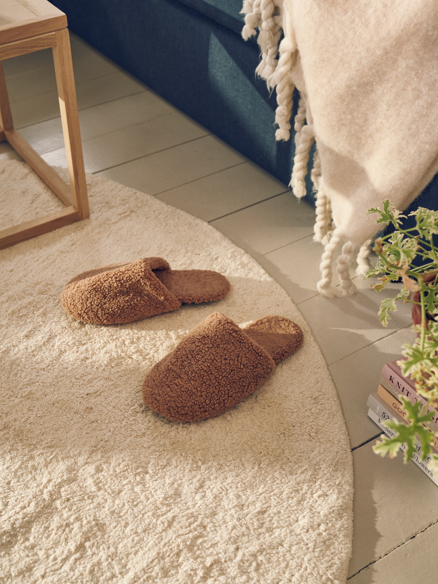 Slippers one-size