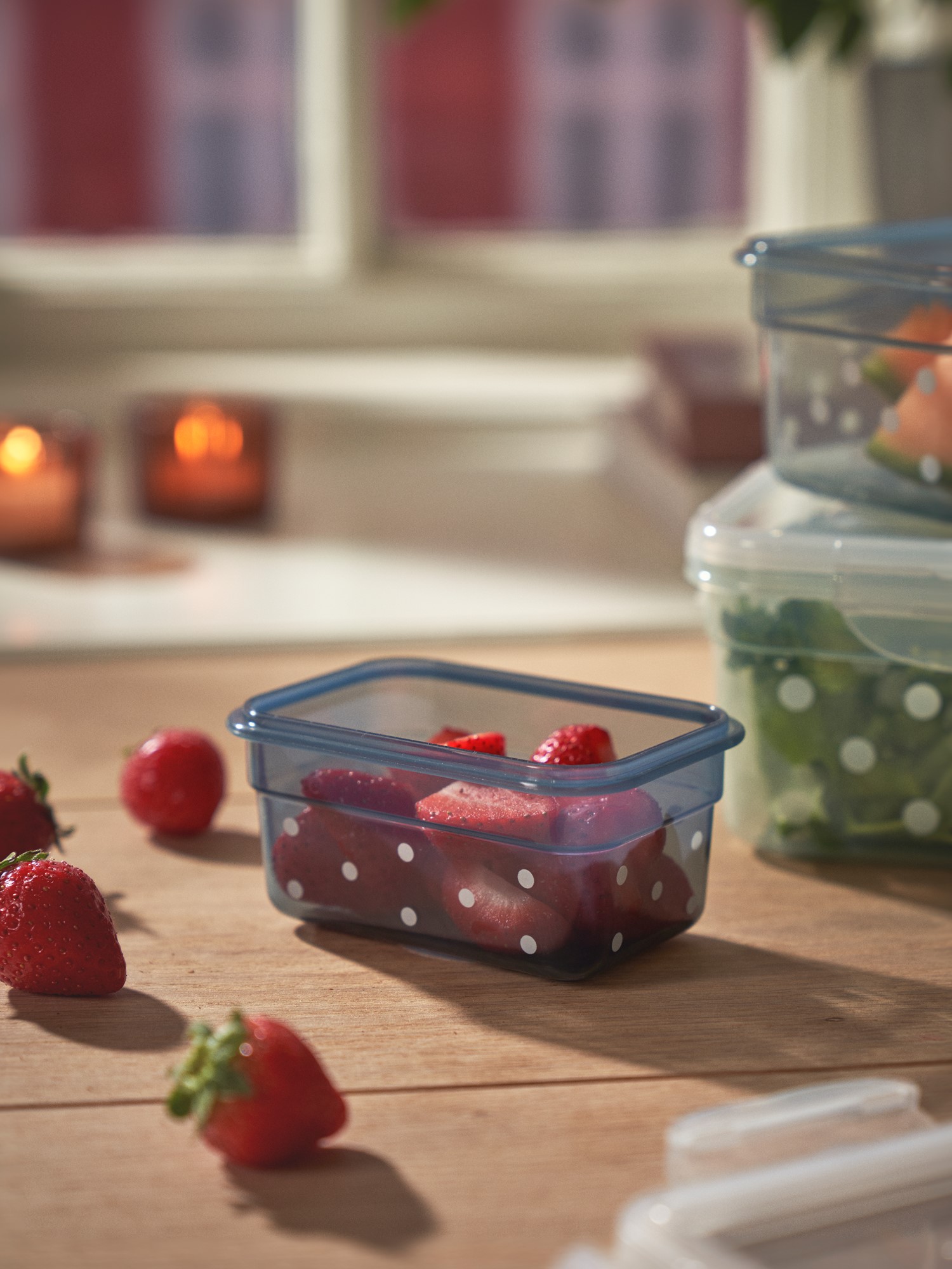 Food container