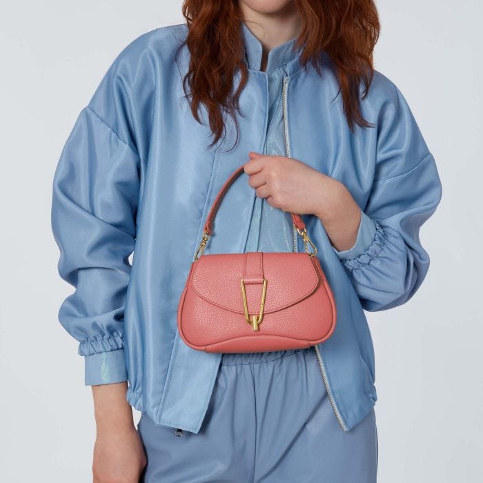 Coccinelle Himma Small