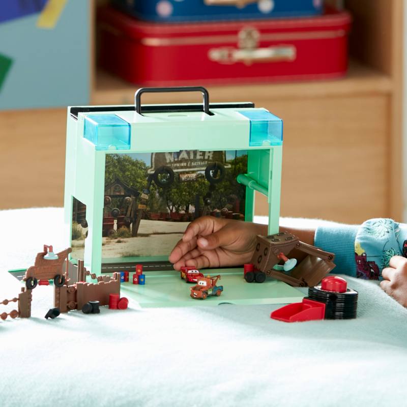 Cars On-the-Go Playset, Mater's Junkyard