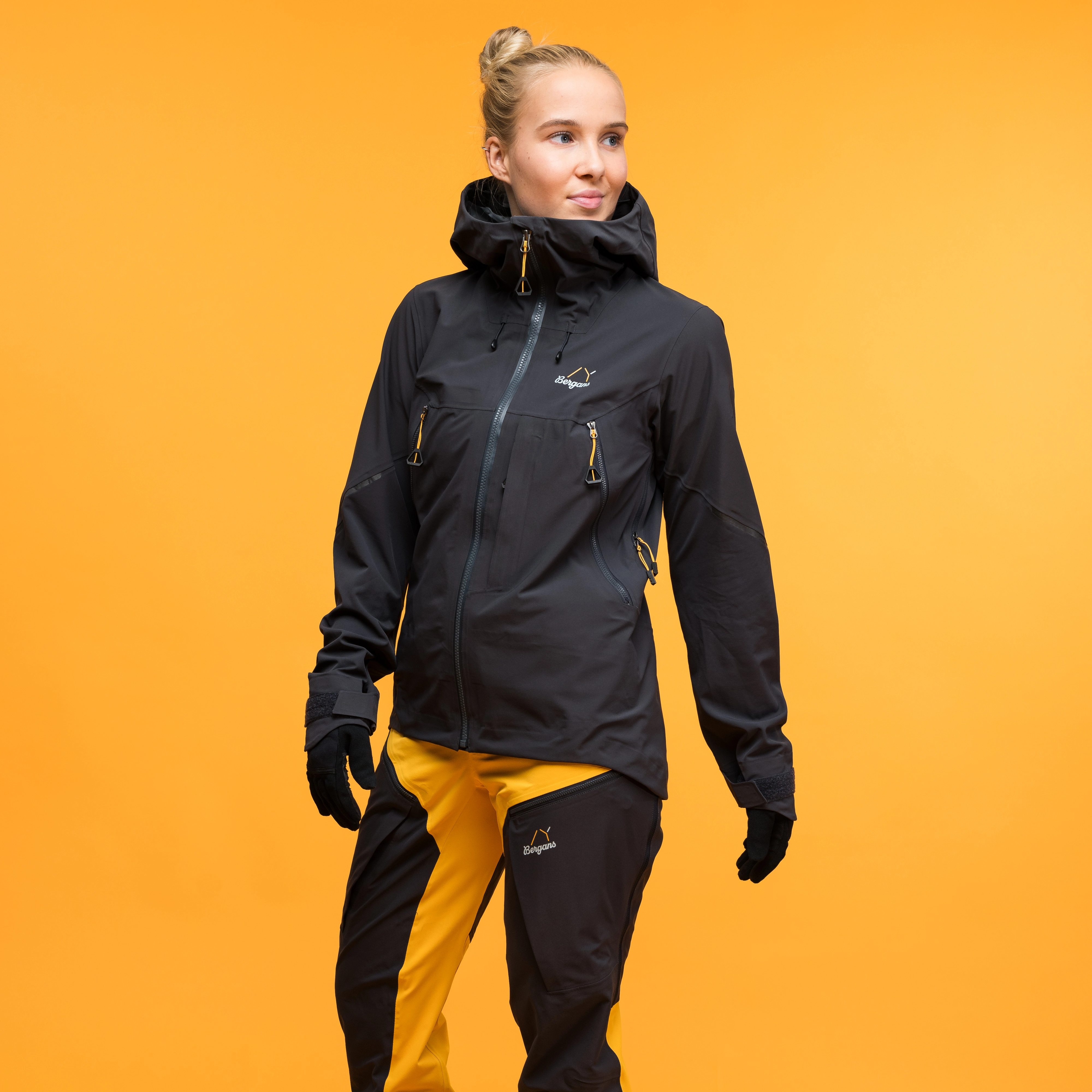 Y MountainLine Hybrid Softshell Jacket Women