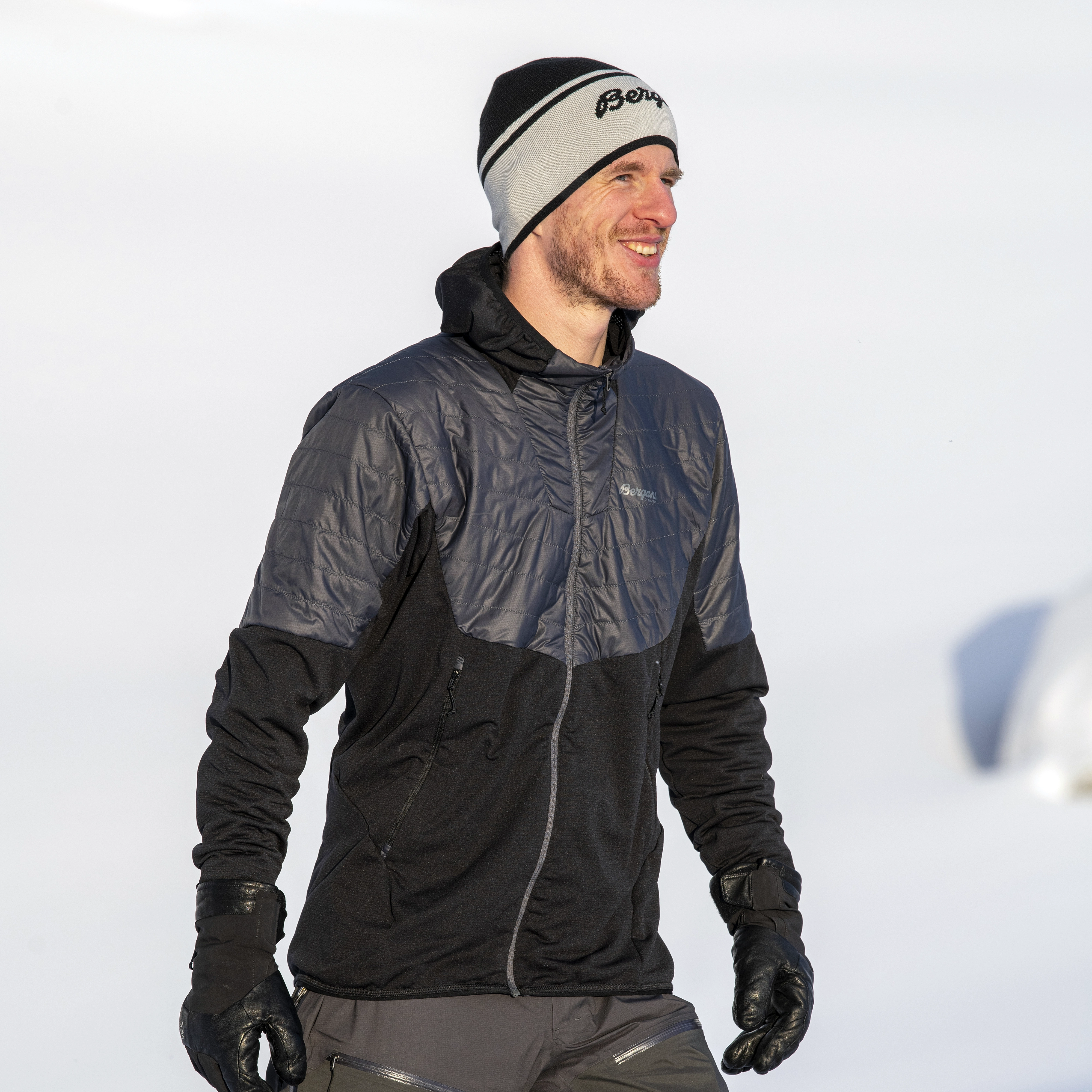 Senja Midlayer Hood Jacket