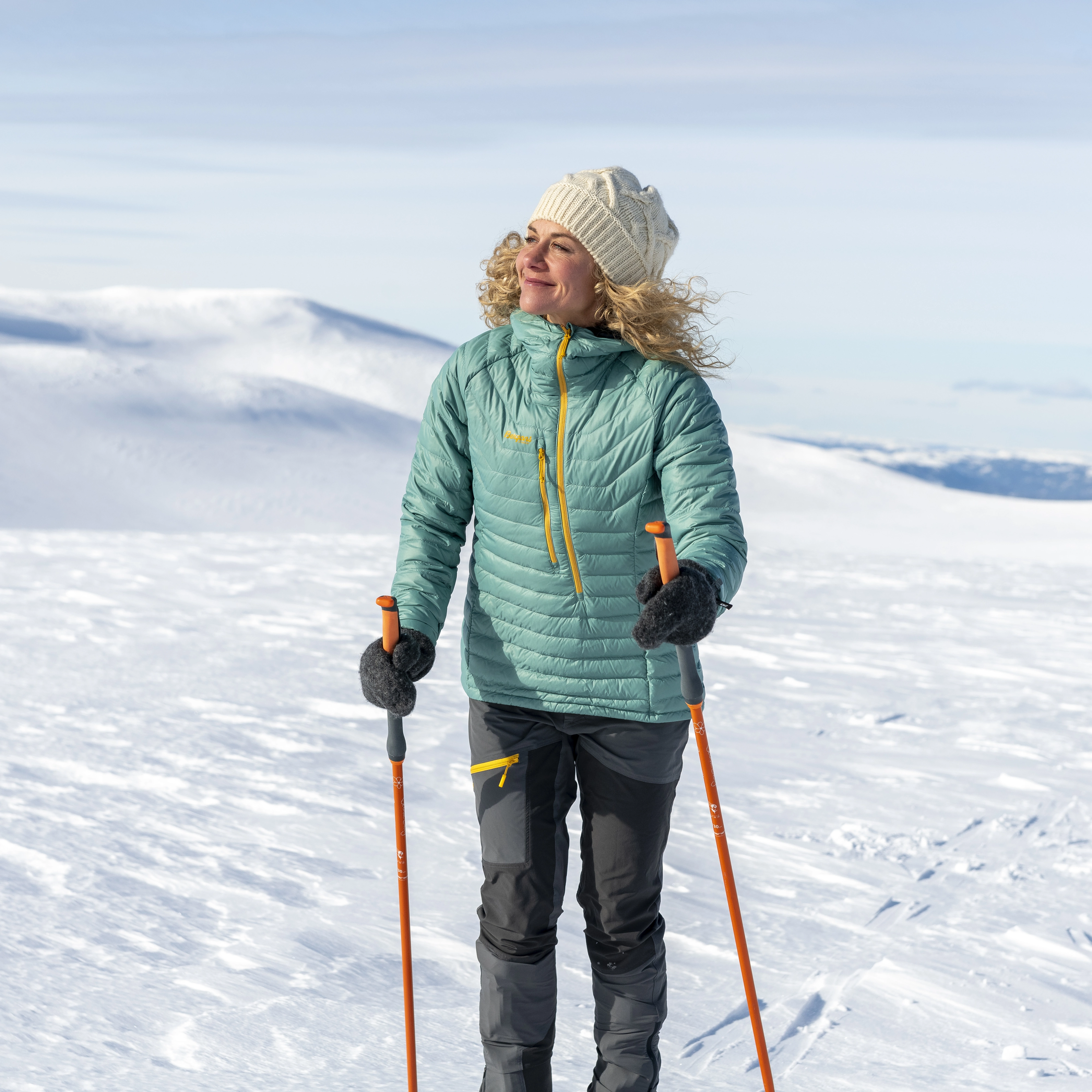 Cecilie Down Light Anorak