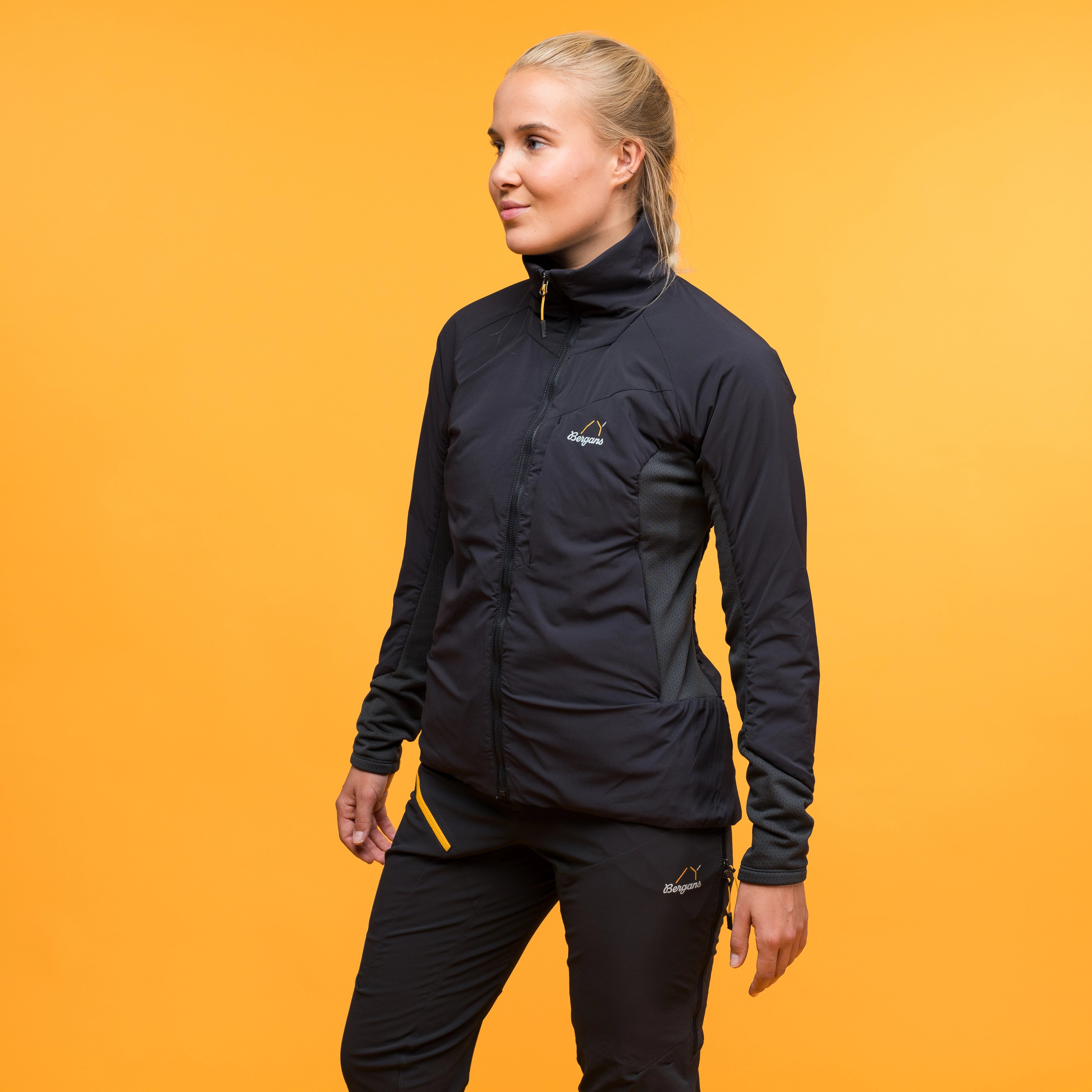 Vaagaa Light Softshell Shorts Women