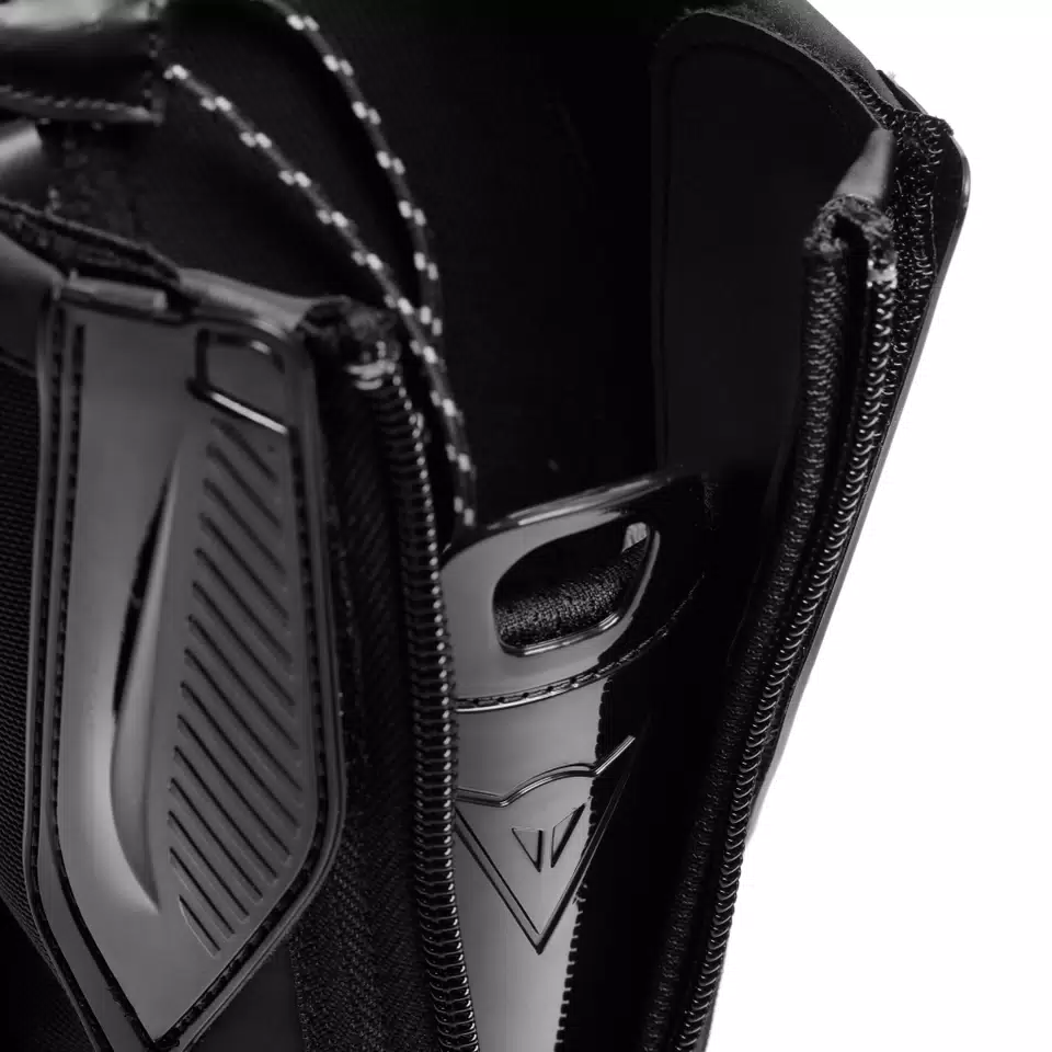 TORQUE 4 - MEN RACING AND ROAD BOOTS