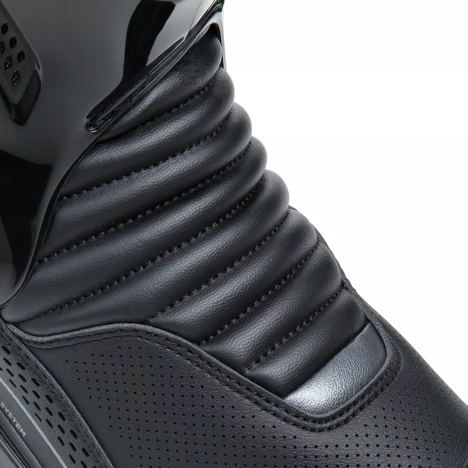 NEXUS 2 AIR - MEN'S MOTORCYCLE SUMMER BOOTS