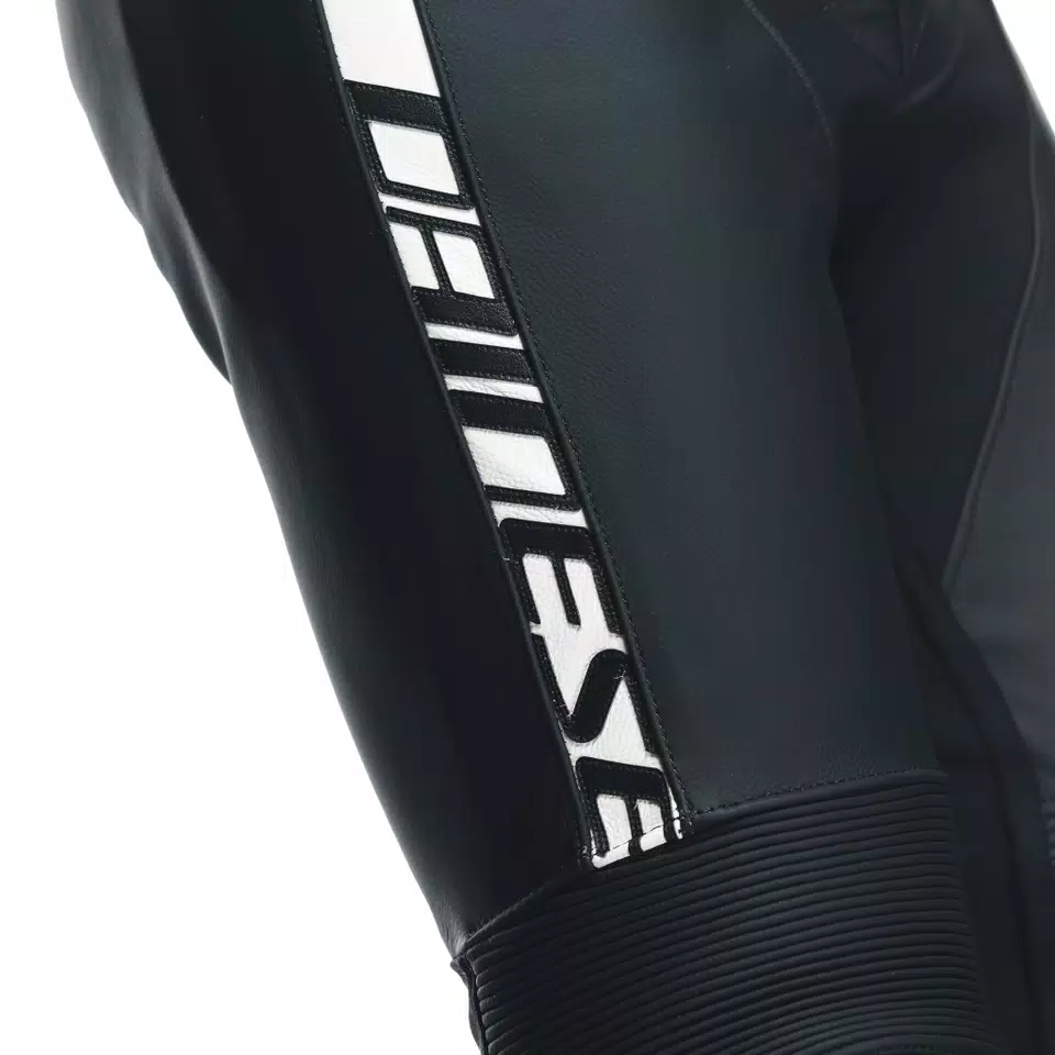 AVRO 4 - MEN'S 2-PIECE MOTORCYCLE LEATHER SUIT (SHORT/TALL)