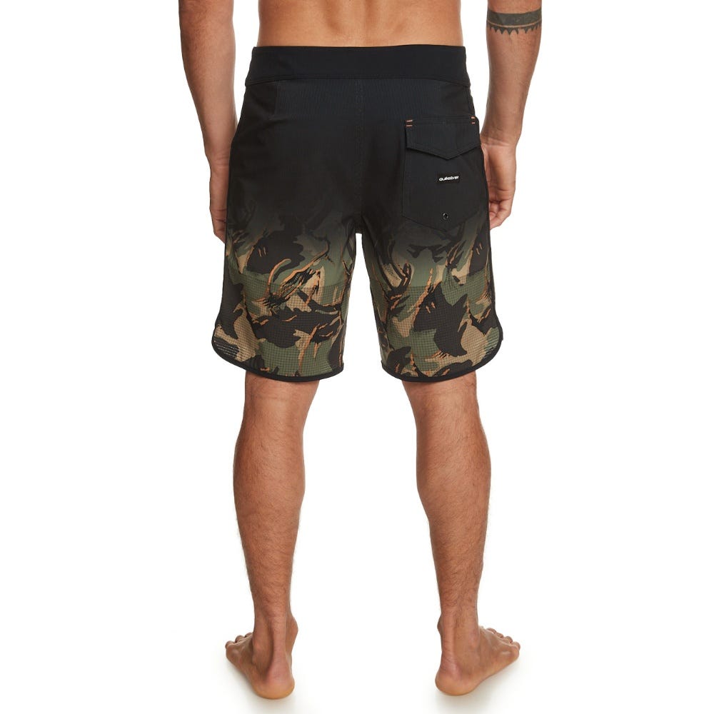 Quiksilver Mens Highline Scallop 19" Boardshorts Four Leaf Clover
