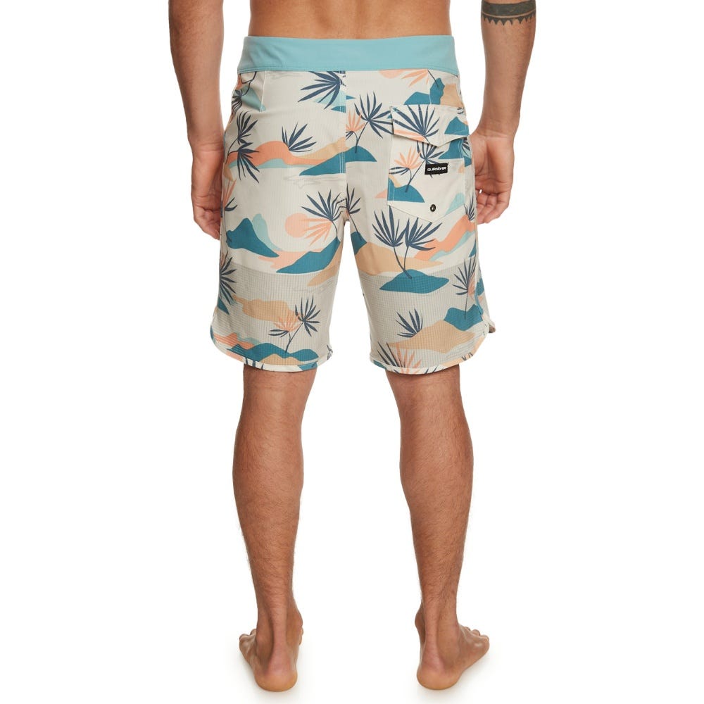 Quiksilver Mens Highline Scallop 19" Boardshorts Birch