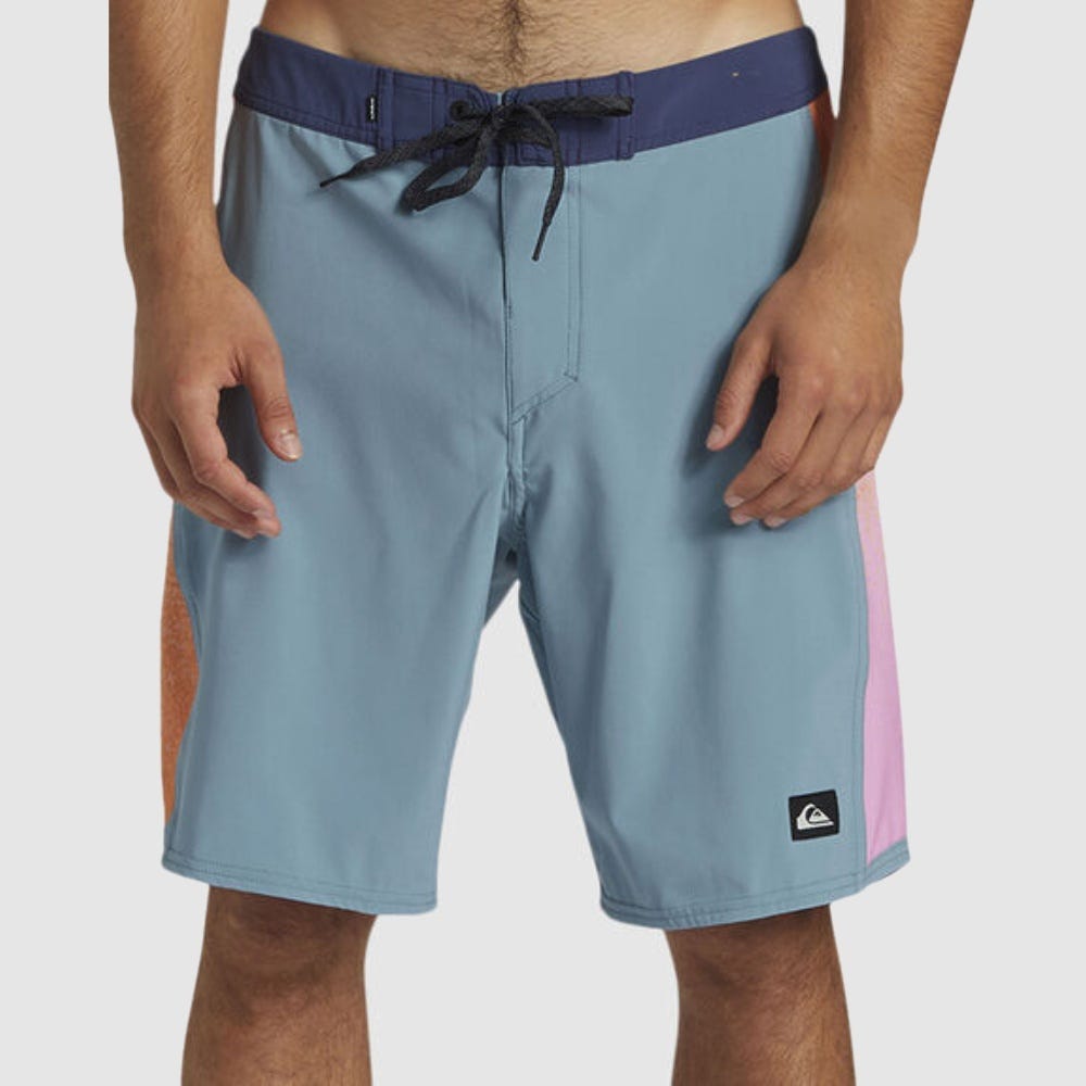 Quiksilver Surfsilk Arch 19" Boardshorts - Men