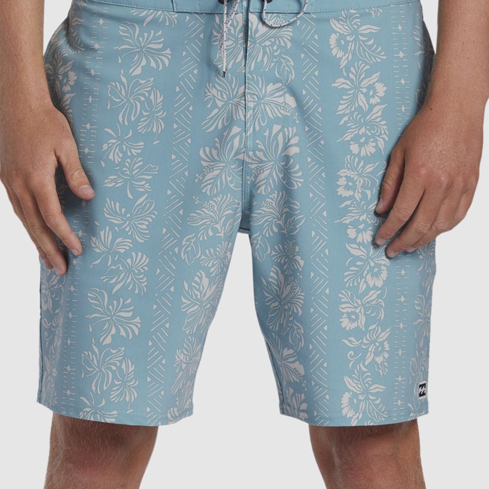 Billabong Sundays Lo Tide 19" Boardshorts - Men