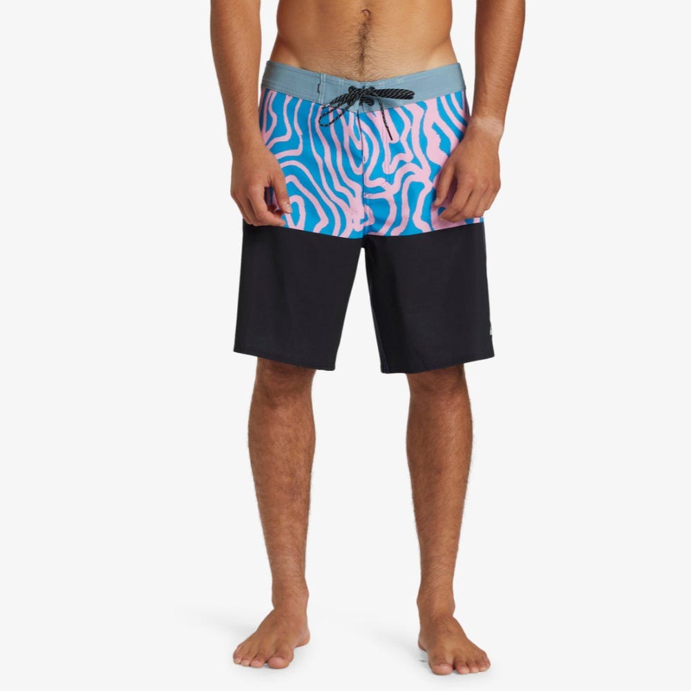 Quiksilver Surfsilk Straight Leg 19" Boardshorts - Men