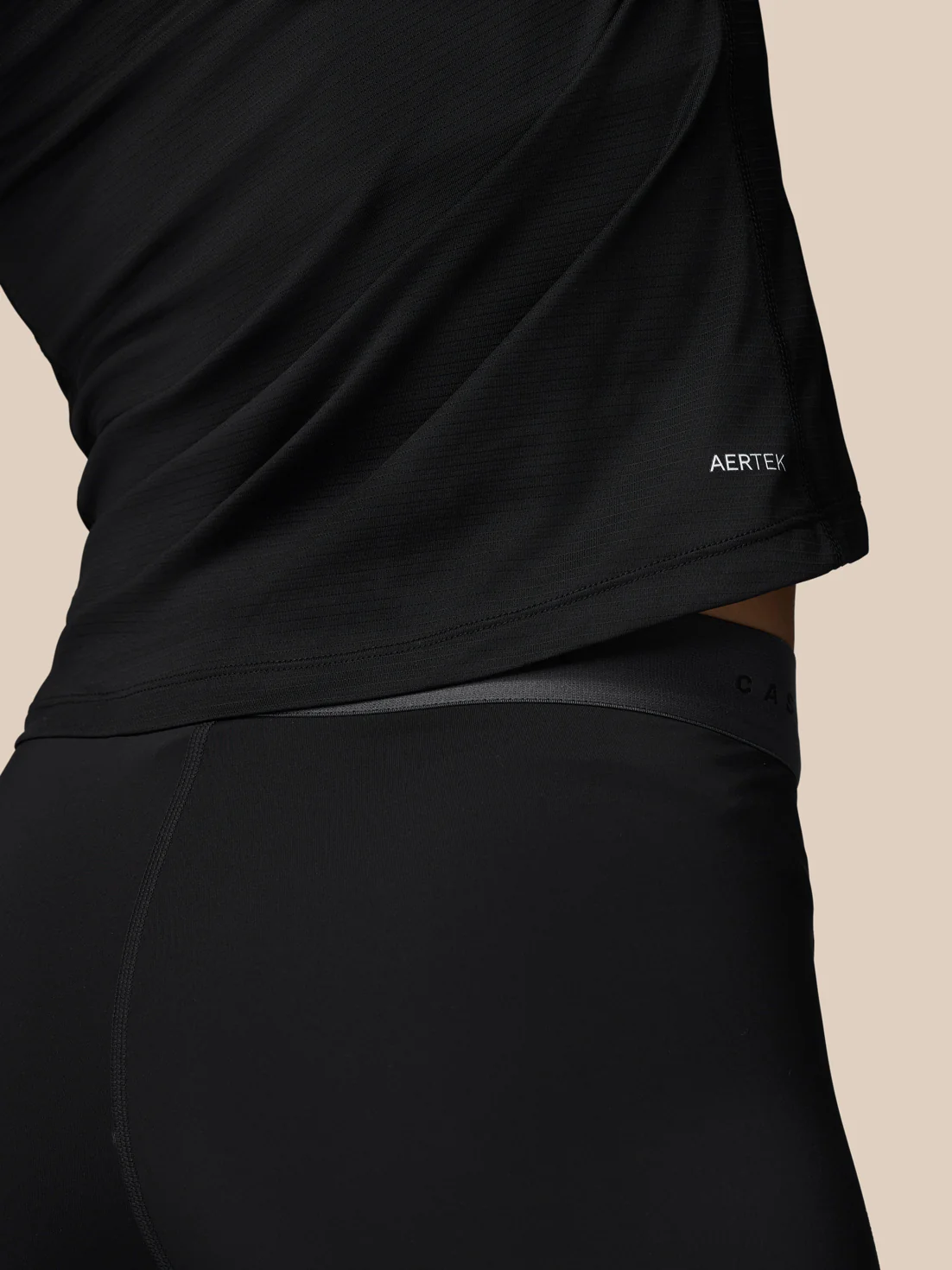 Adapt Training 1/2 Zip Top - Black