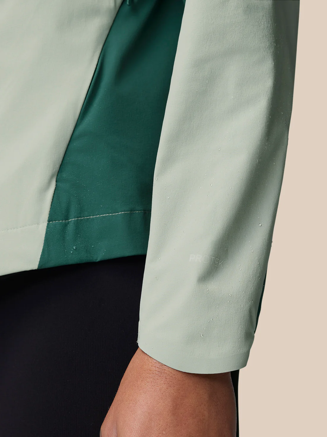 Apex Training Wind Jacket - Sage