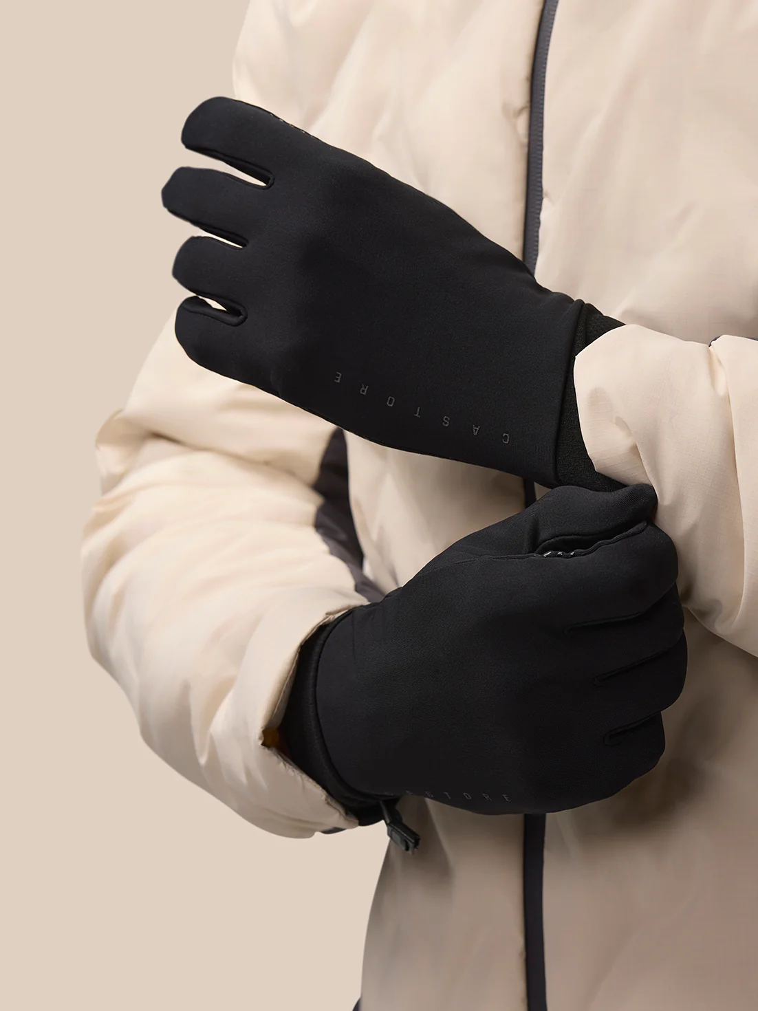 Pursuit Gloves - Black