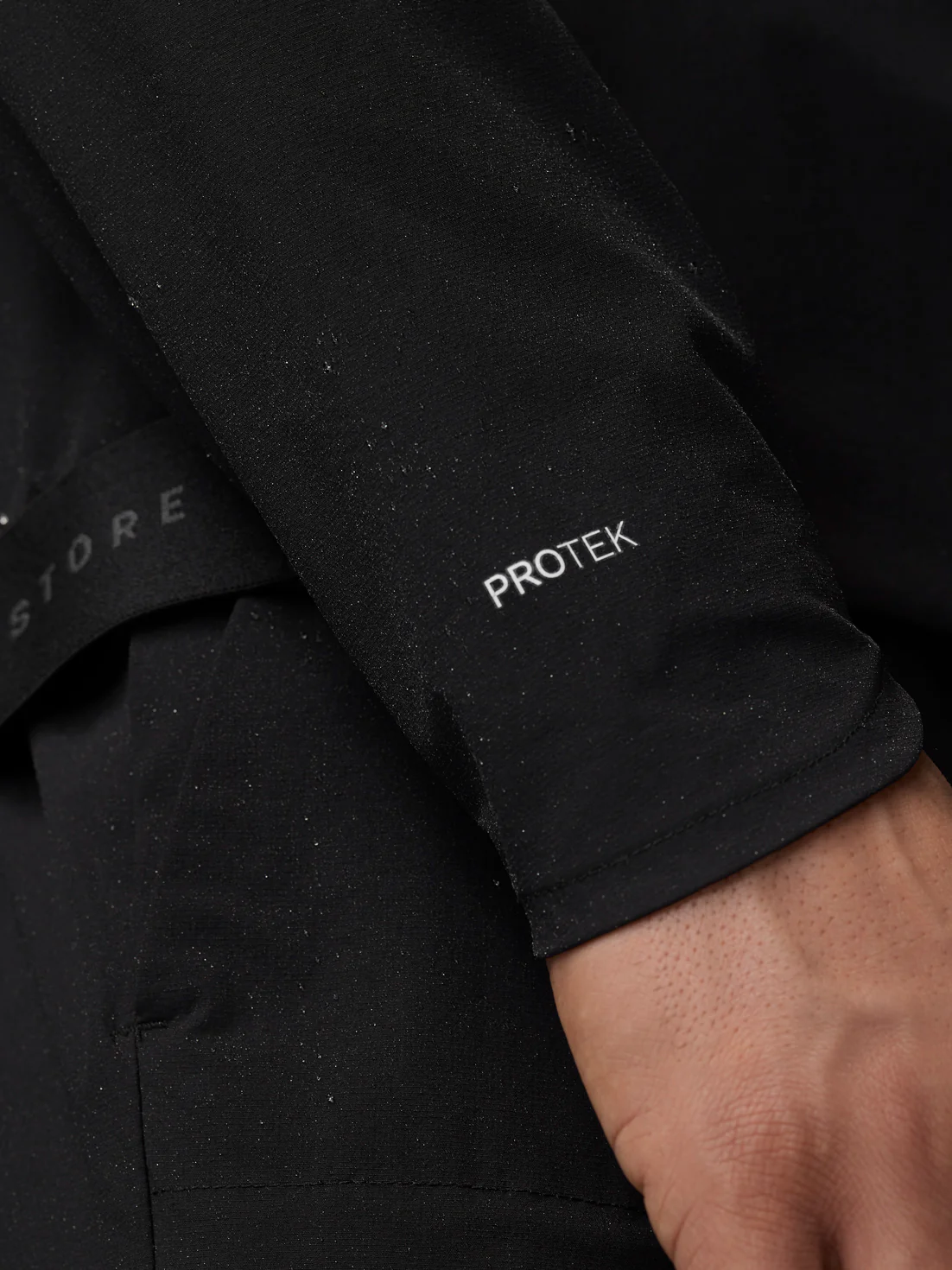 Adapt Training Wind Jacket - Black