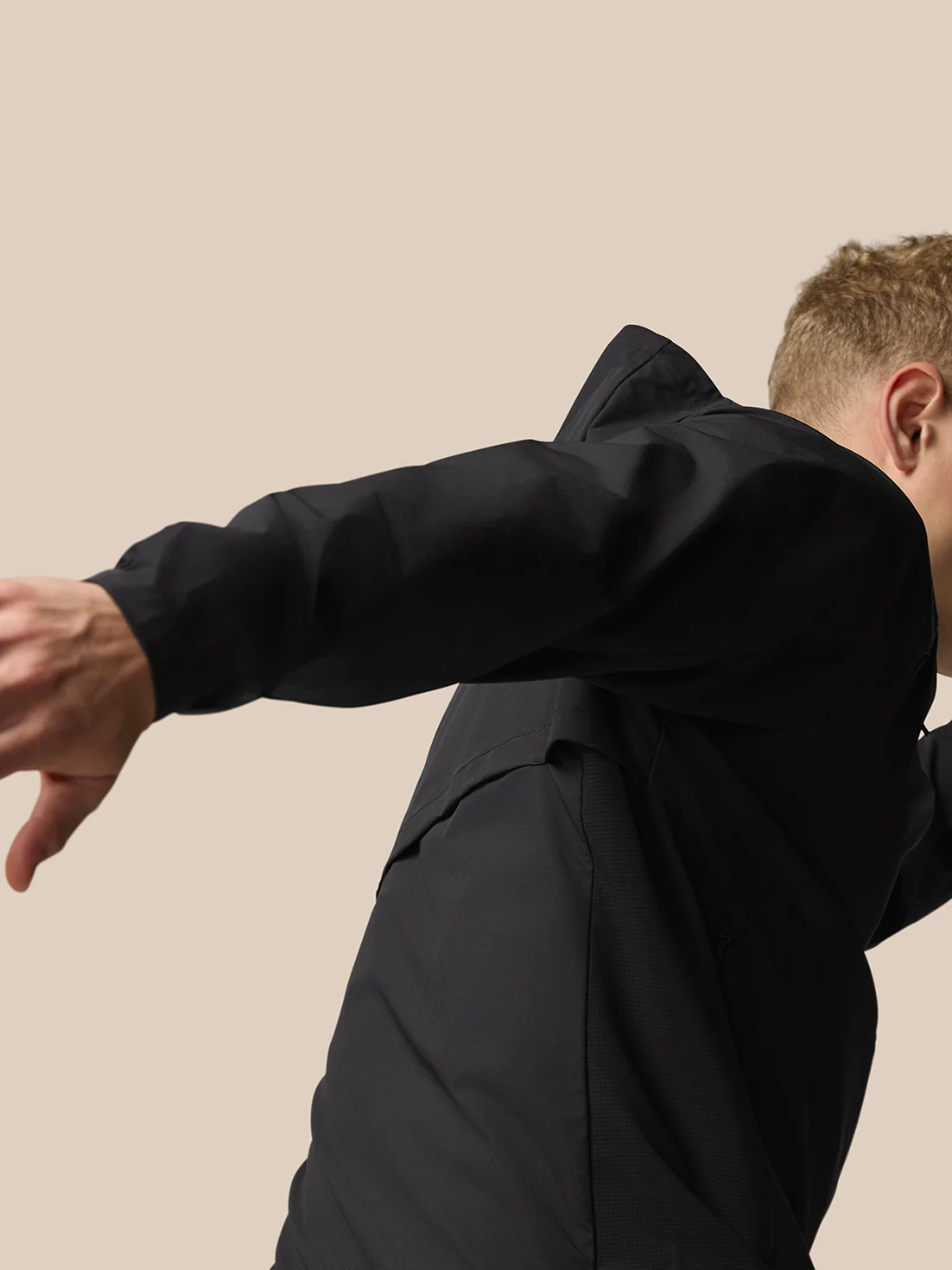 Flex Hooded Jacket - Black