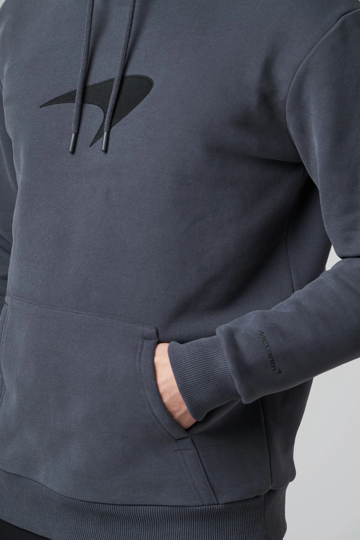 MENS TEAM CORE ESSENTIALS LOGO HOODIE - PHANTOM