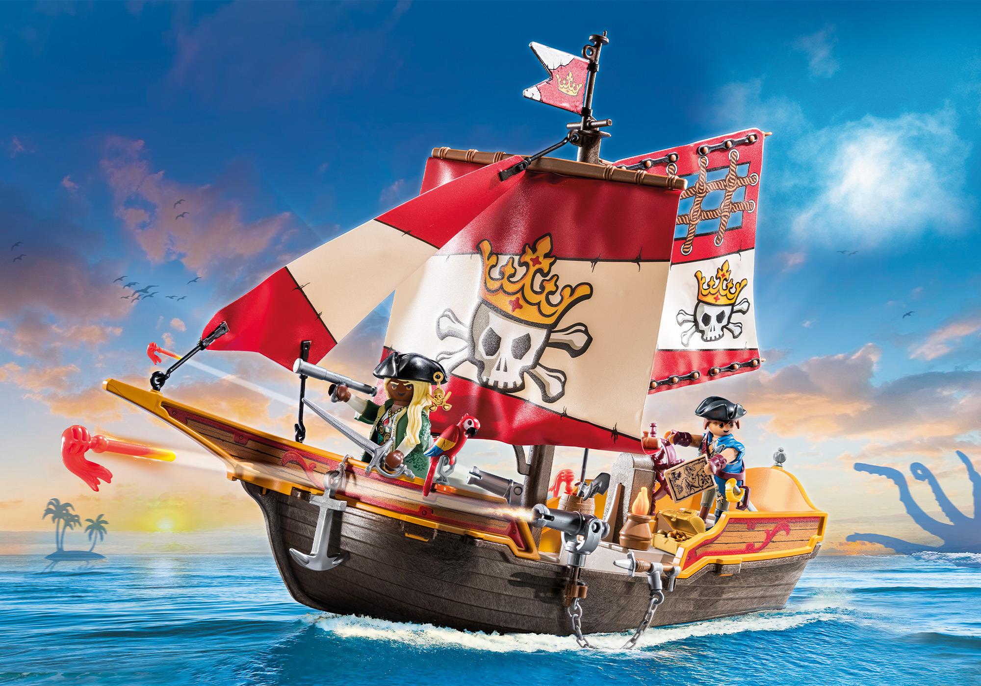 Small Pirate Ship