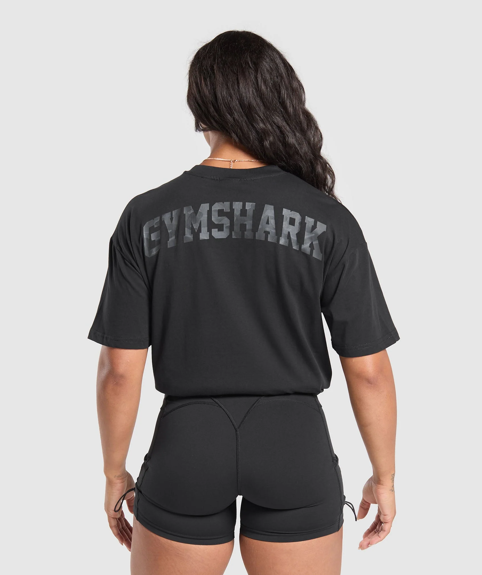 Gymshark Adapt Camo Graphic Oversized Top - Black