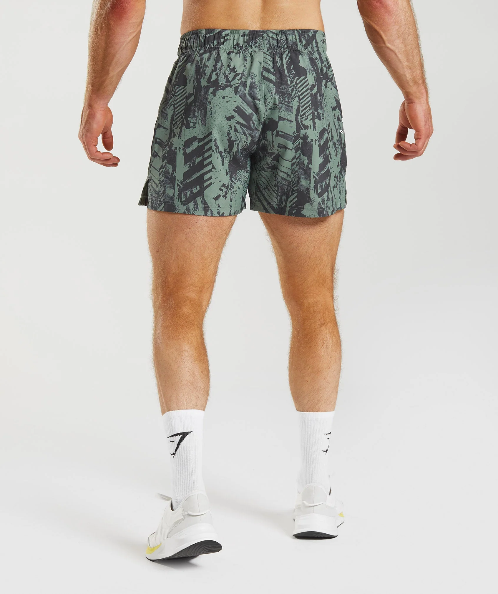 Gymshark Sport 5 Shorts - Willow Green Print