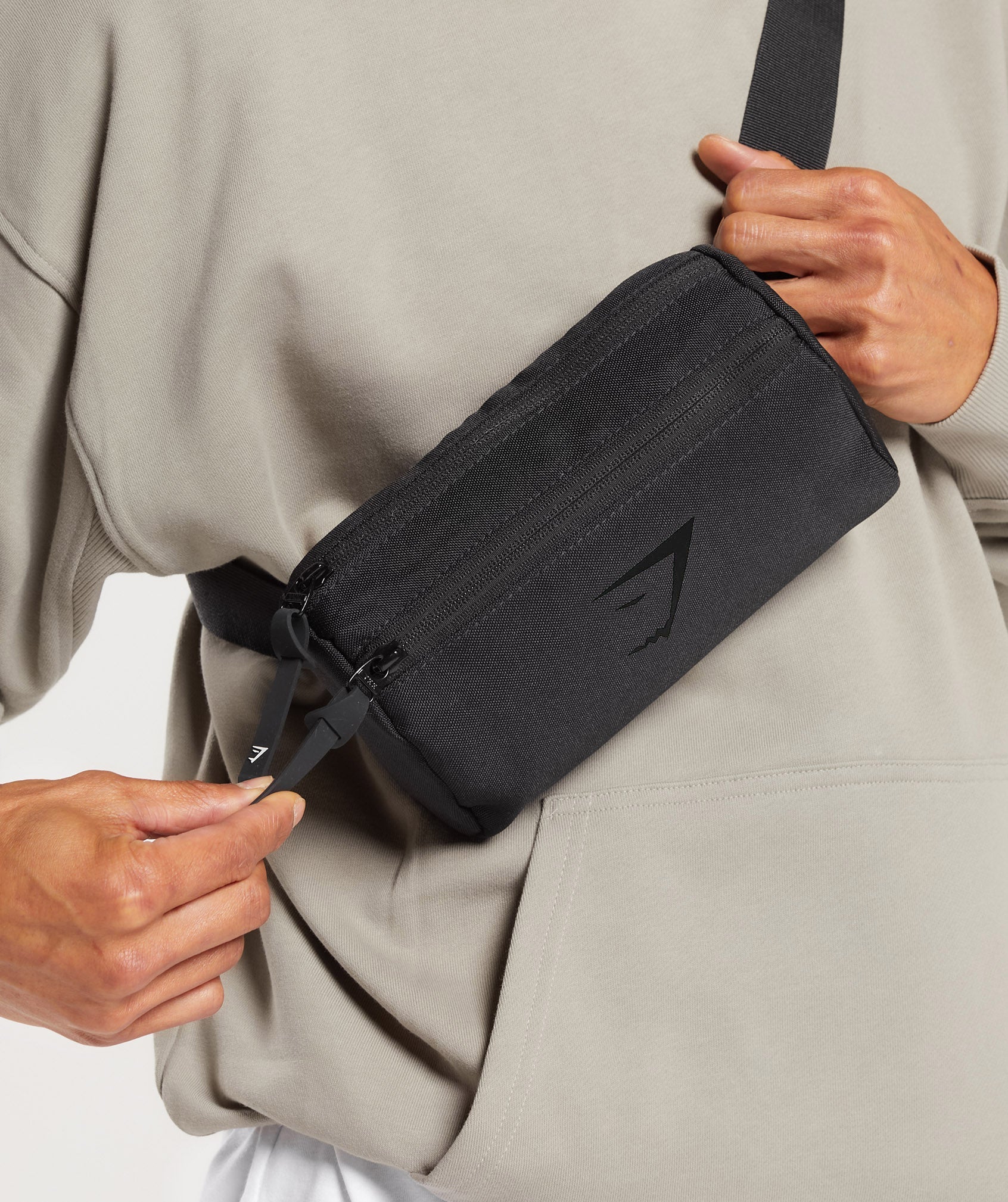 Gymshark Sharkhead Cross Body - Black