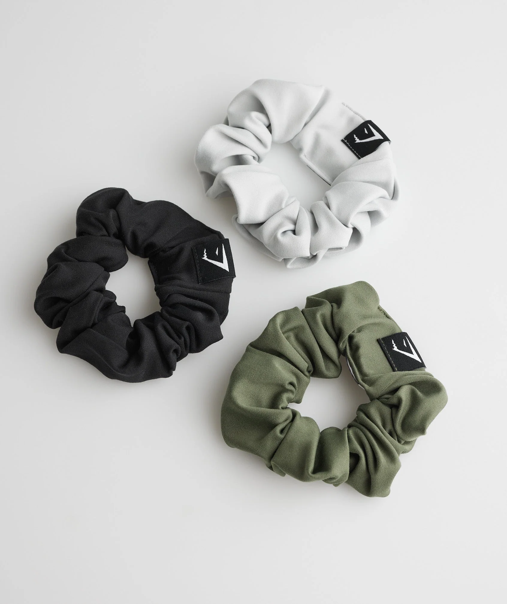 Gymshark Scrunchies 3Pk - Black/Core Olive/Light Grey