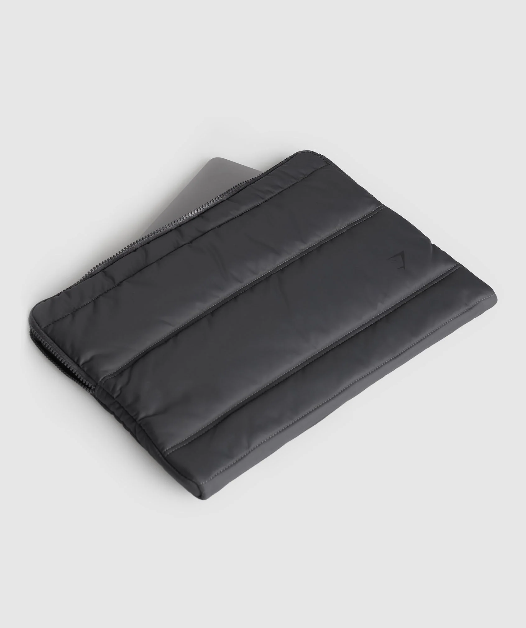 Gymshark Premium Lifestyle Laptop Sleeve 16 - Onyx Grey