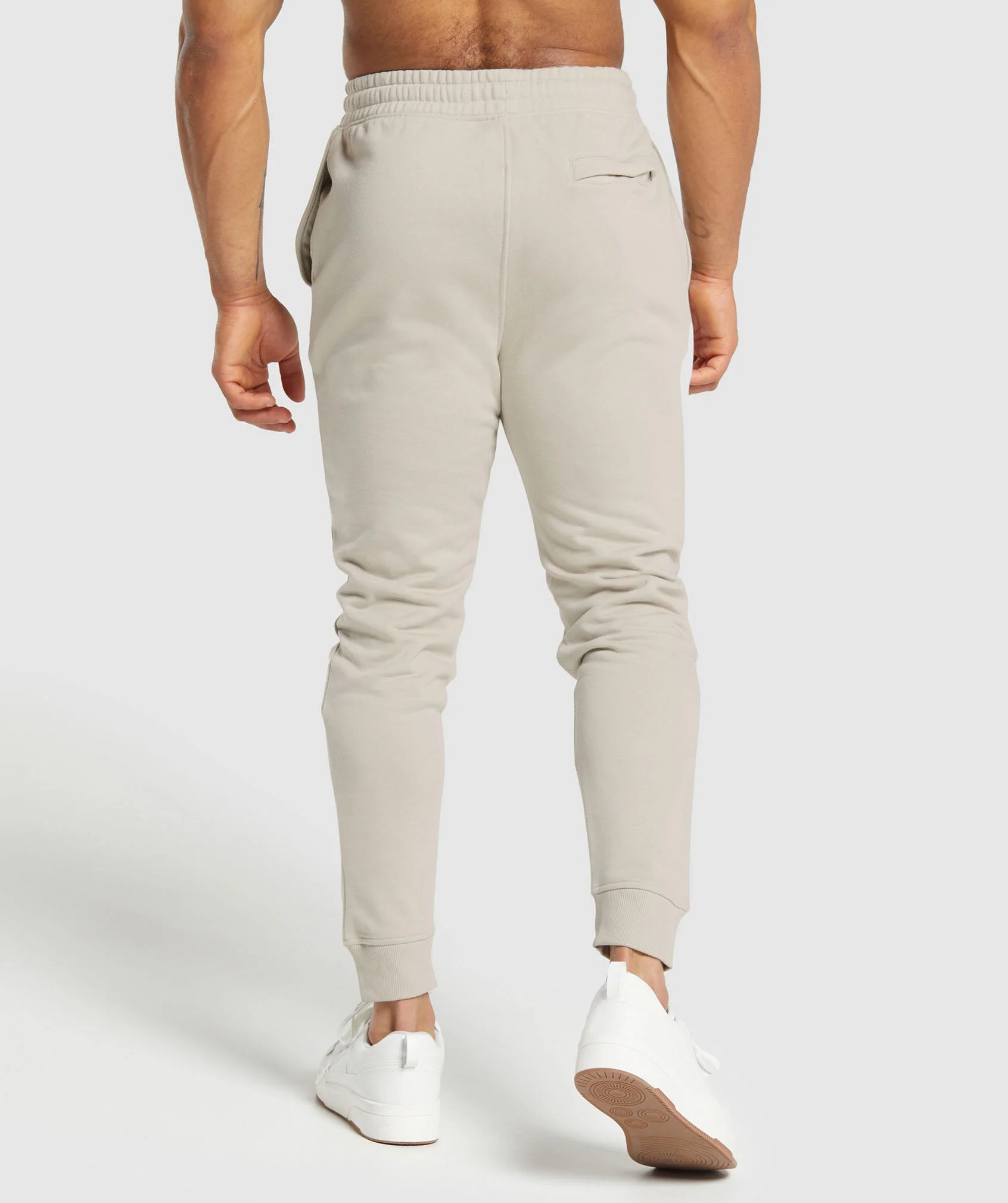 Gymshark Crest Joggers - Pebble Grey