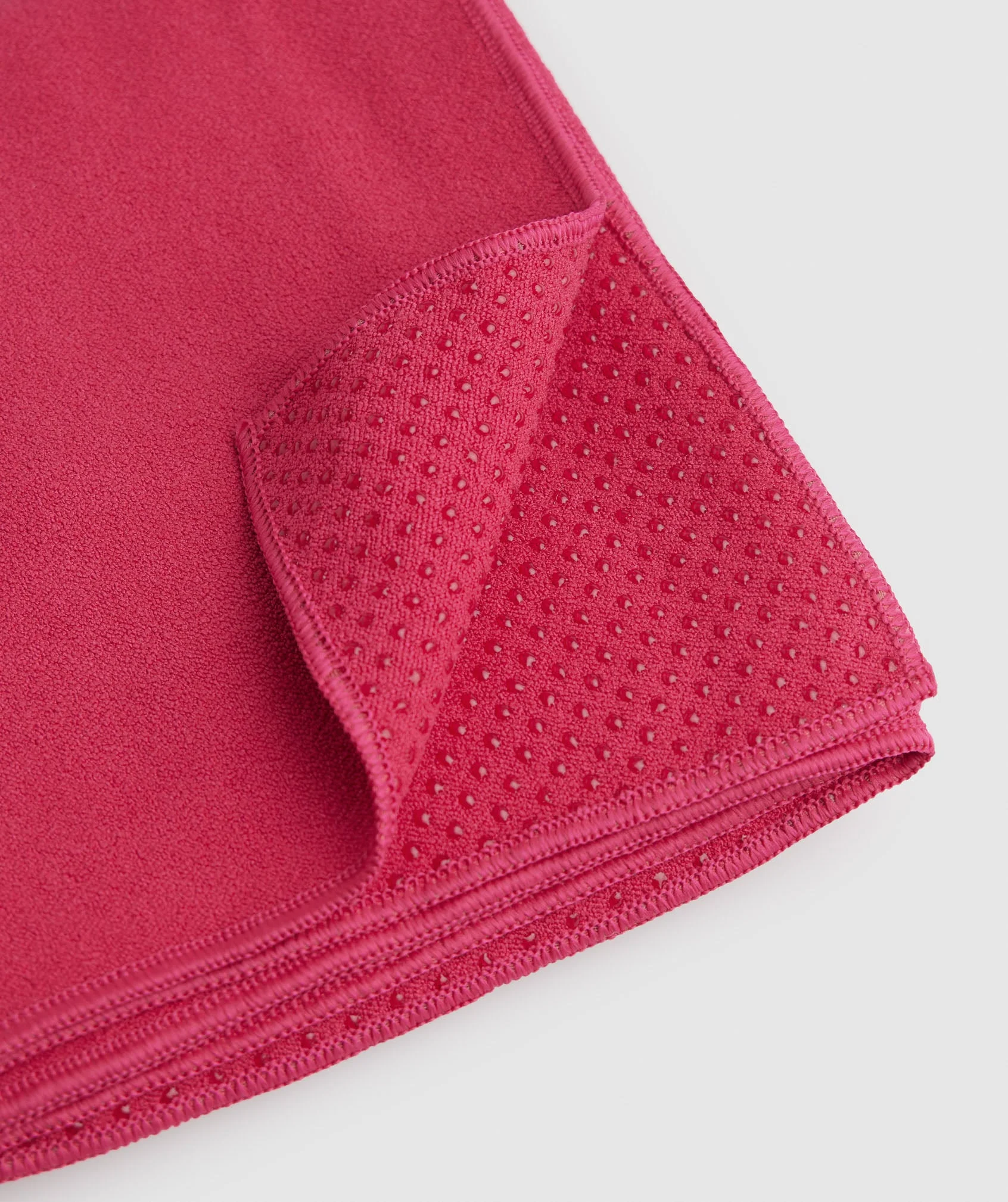 Gymshark Studio Mat Towel - Hibiscus Pink