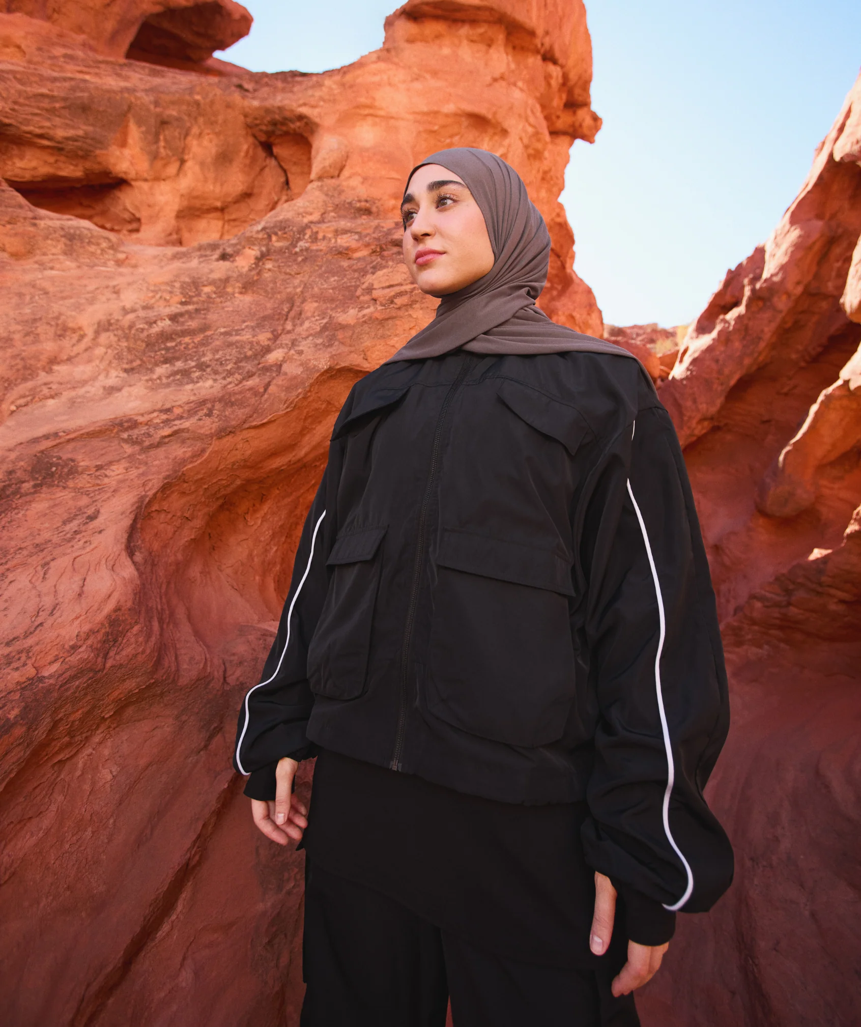 Gymshark GS x Leana Deeb Woven Jacket - Black