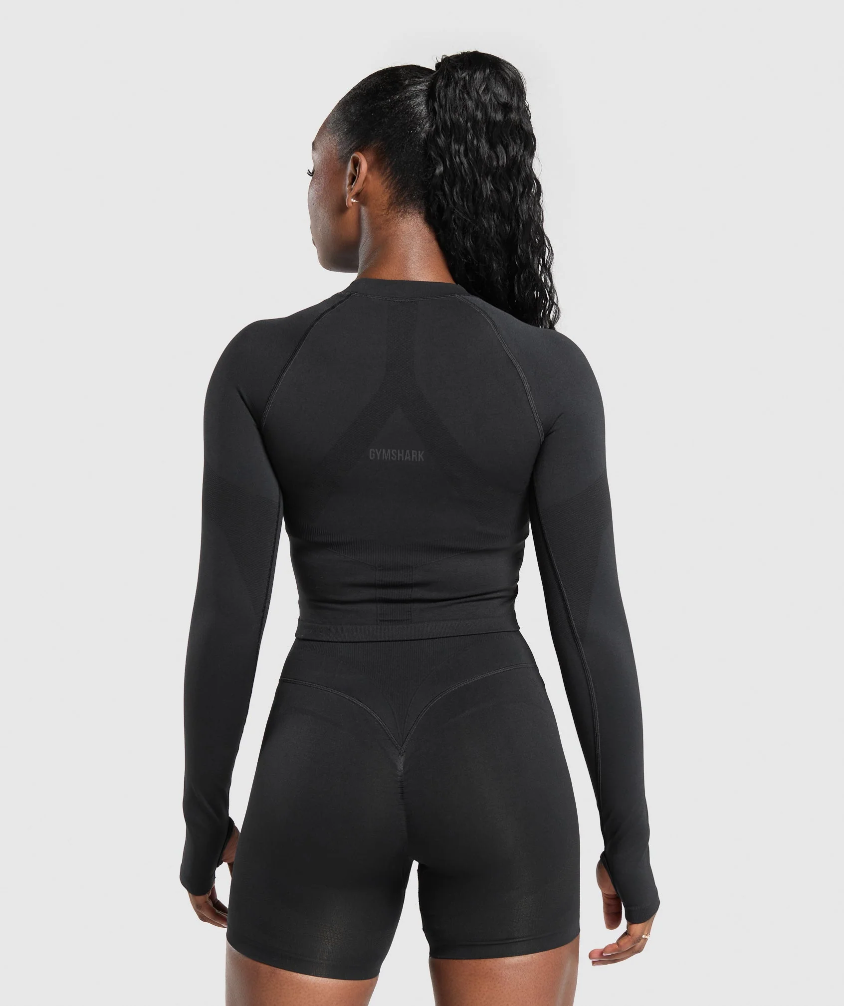 Gymshark Activate Long Sleeve Top - Black