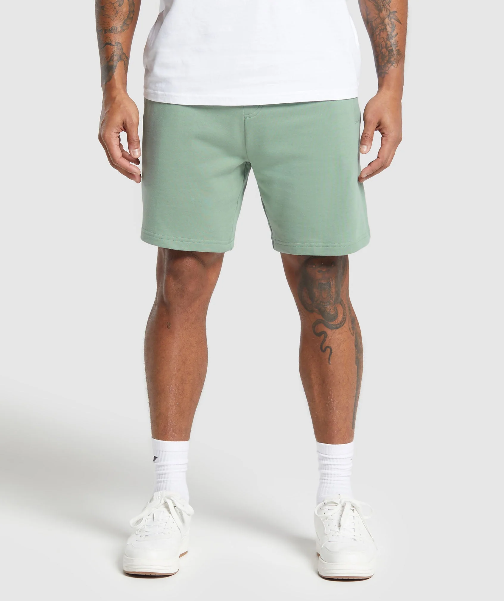 Gymshark Rest Day Essentials 7 Shorts - Dollar Green