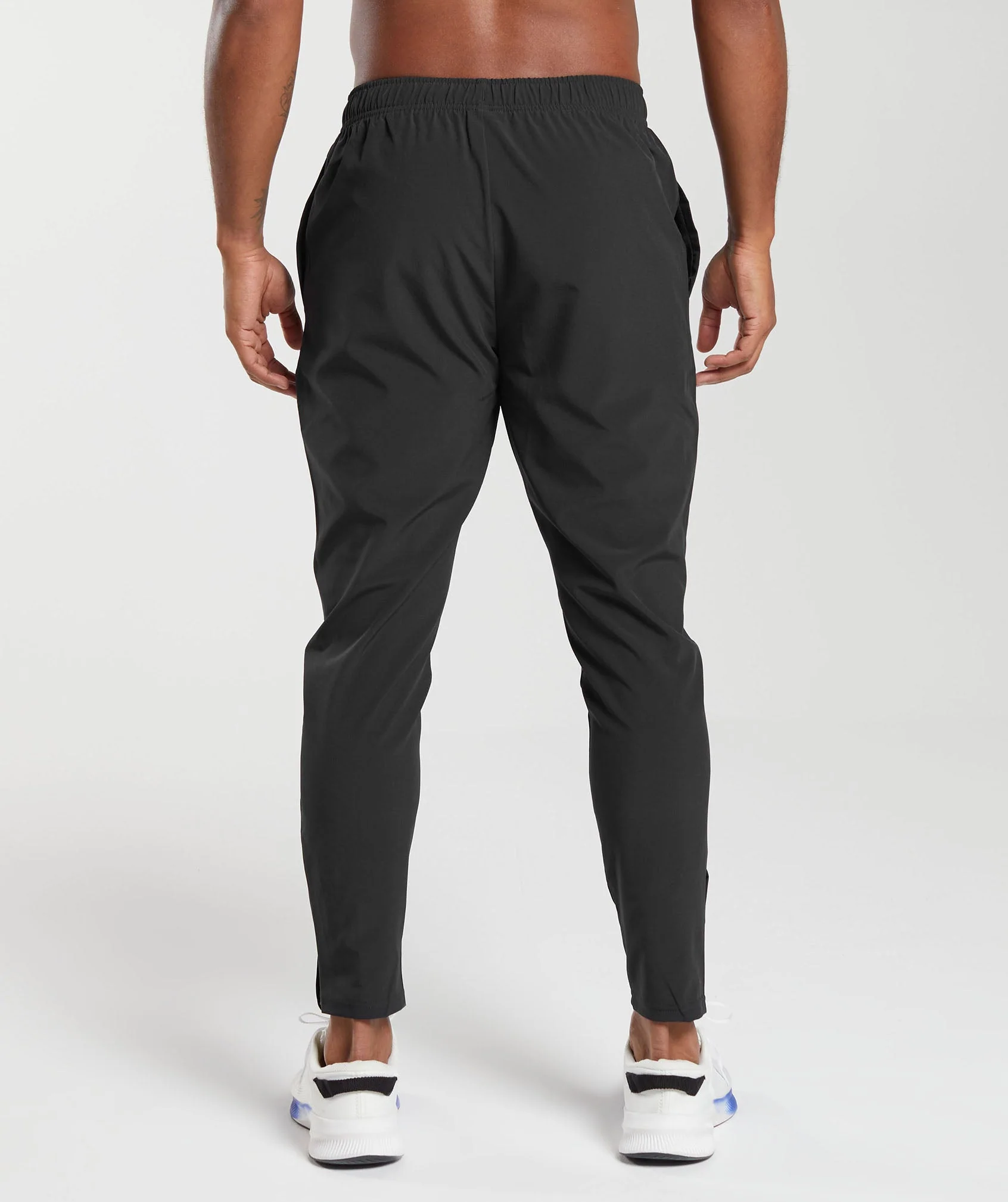 Gymshark Arrival Woven Joggers - Black