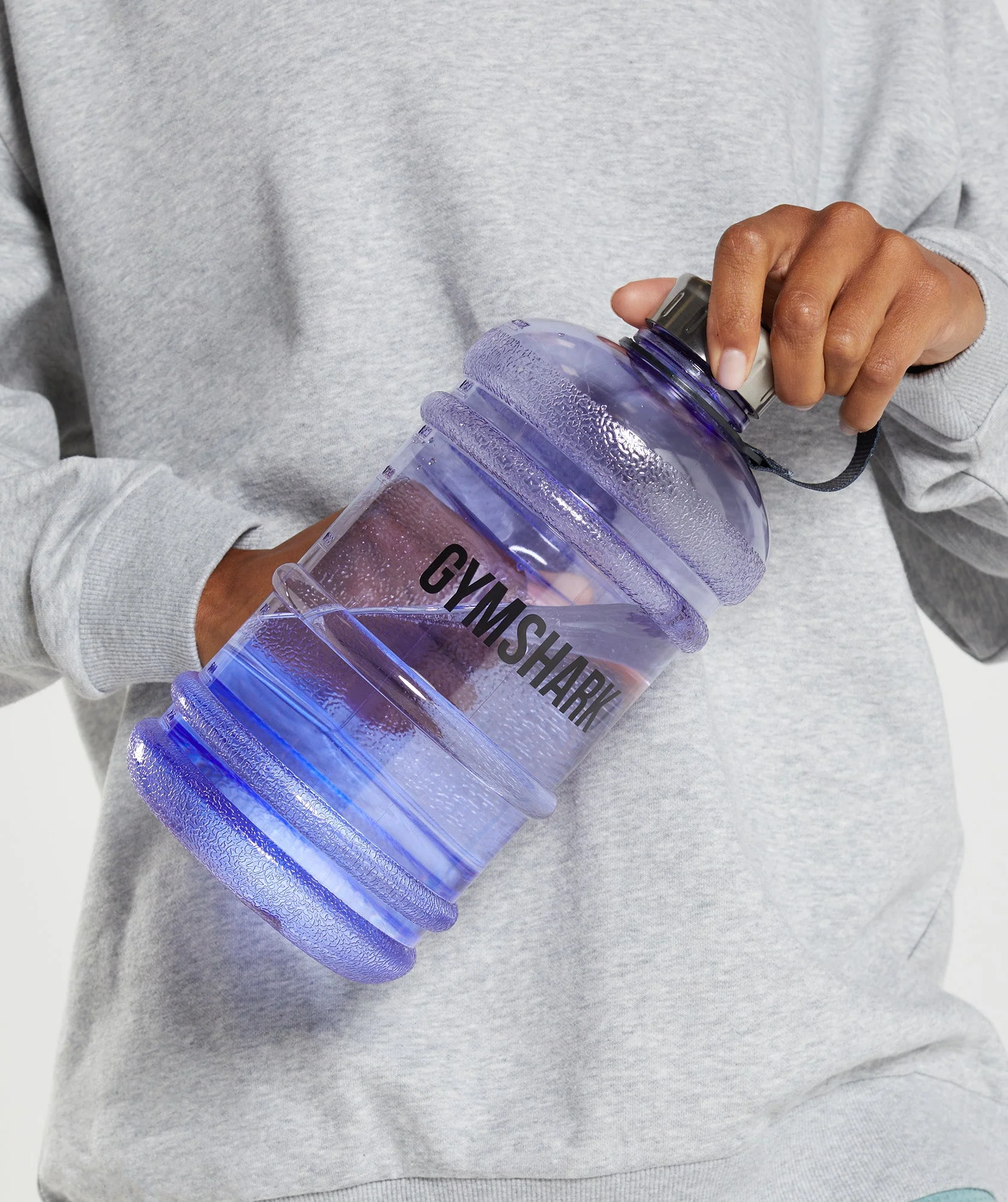 Gymshark 74oz Water Bottle - Digital Violet