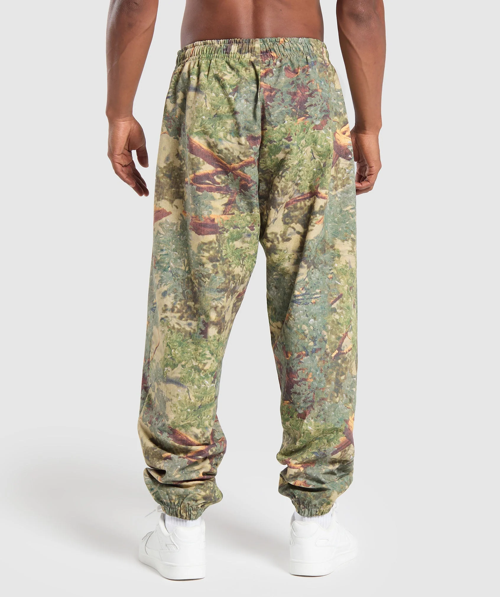 Gymshark Lifting Oversized Printed Woven Pants - Sand Beige