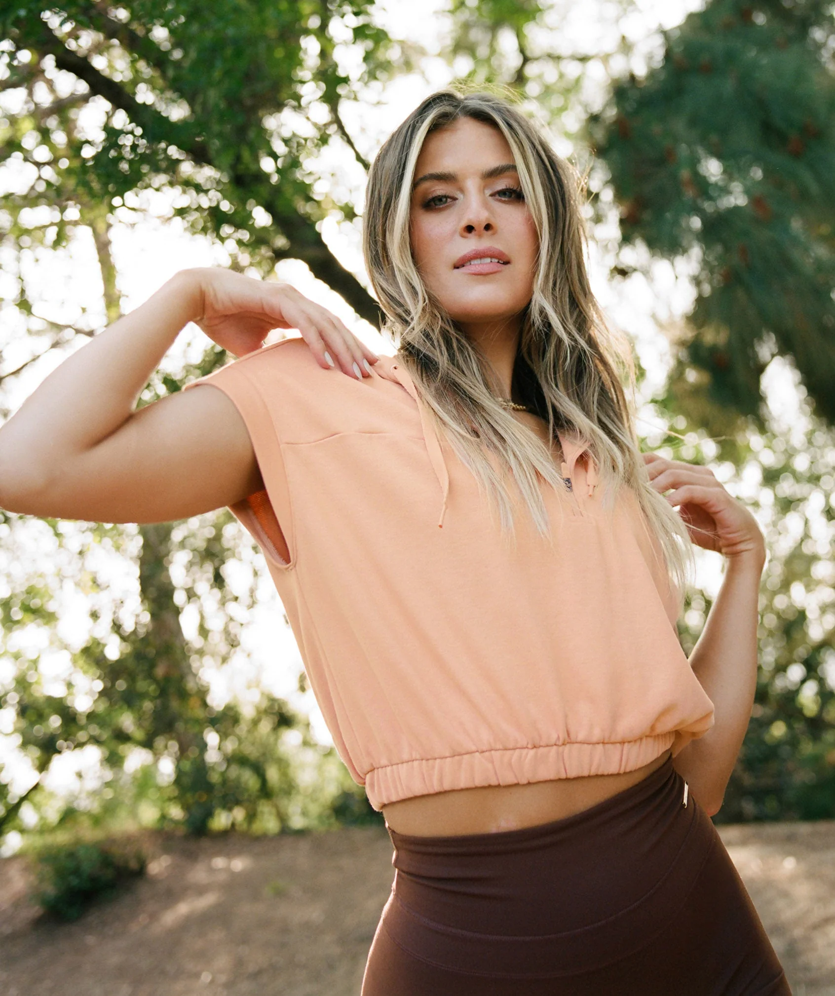 Gymshark Whitney Cropped Sleeveless Hoodie - Sunset Beige