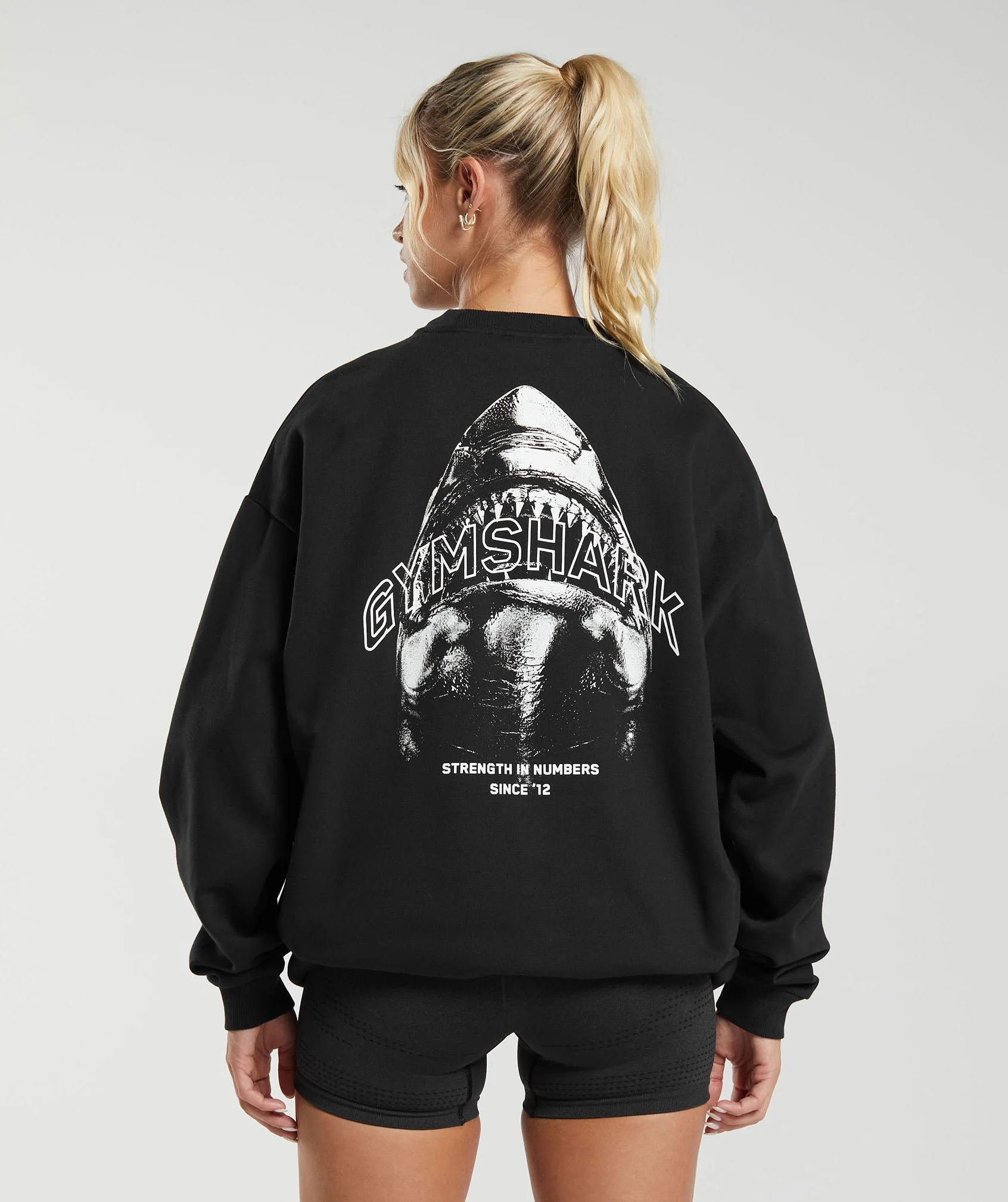 Gymshark Shark Attack Oversized Sweatshirt - Black